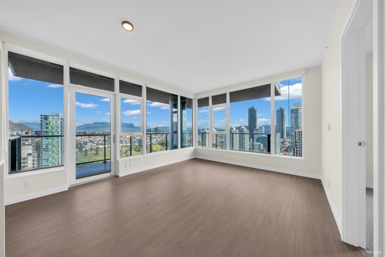 2807 - 4168 Lougheed Highway, Burnaby, V5C 0N9 — photo 3