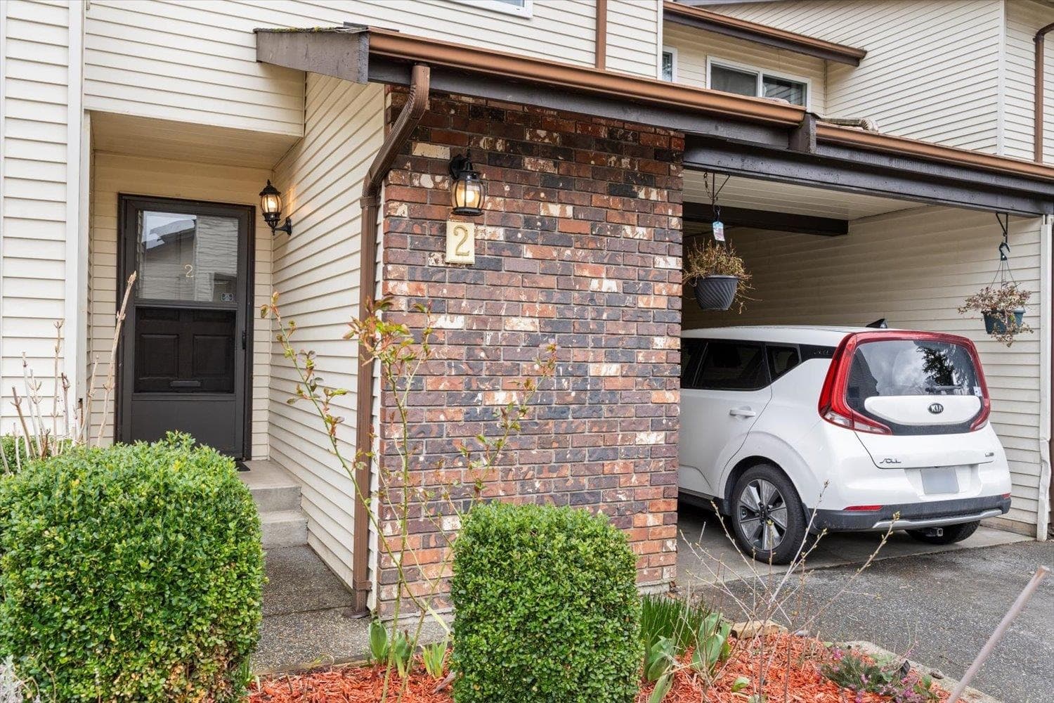 2 - 33951 Marshall Road, Abbotsford, V2S 1L6 — photo 4