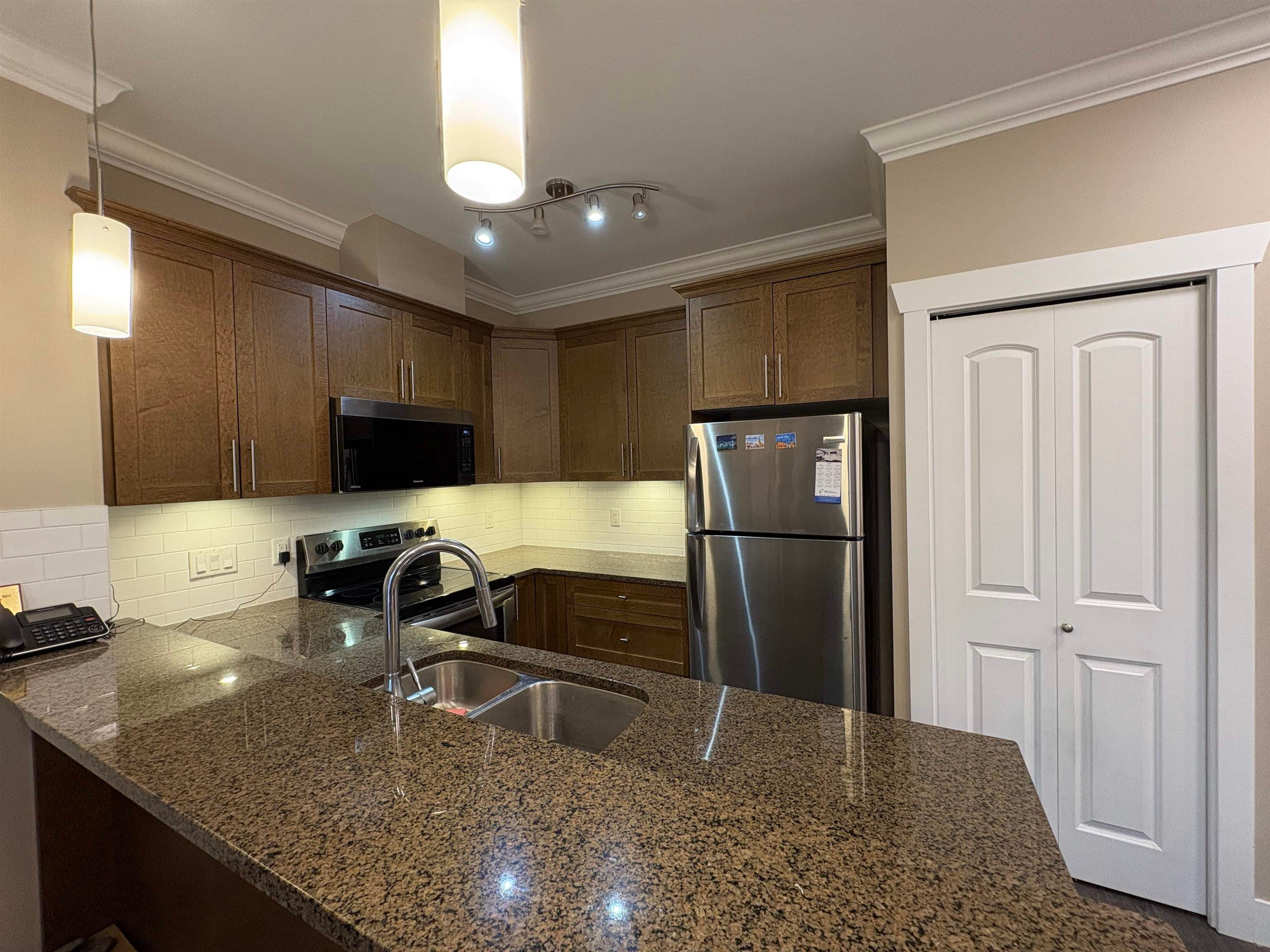 409 - 8183 121a Street, Surrey