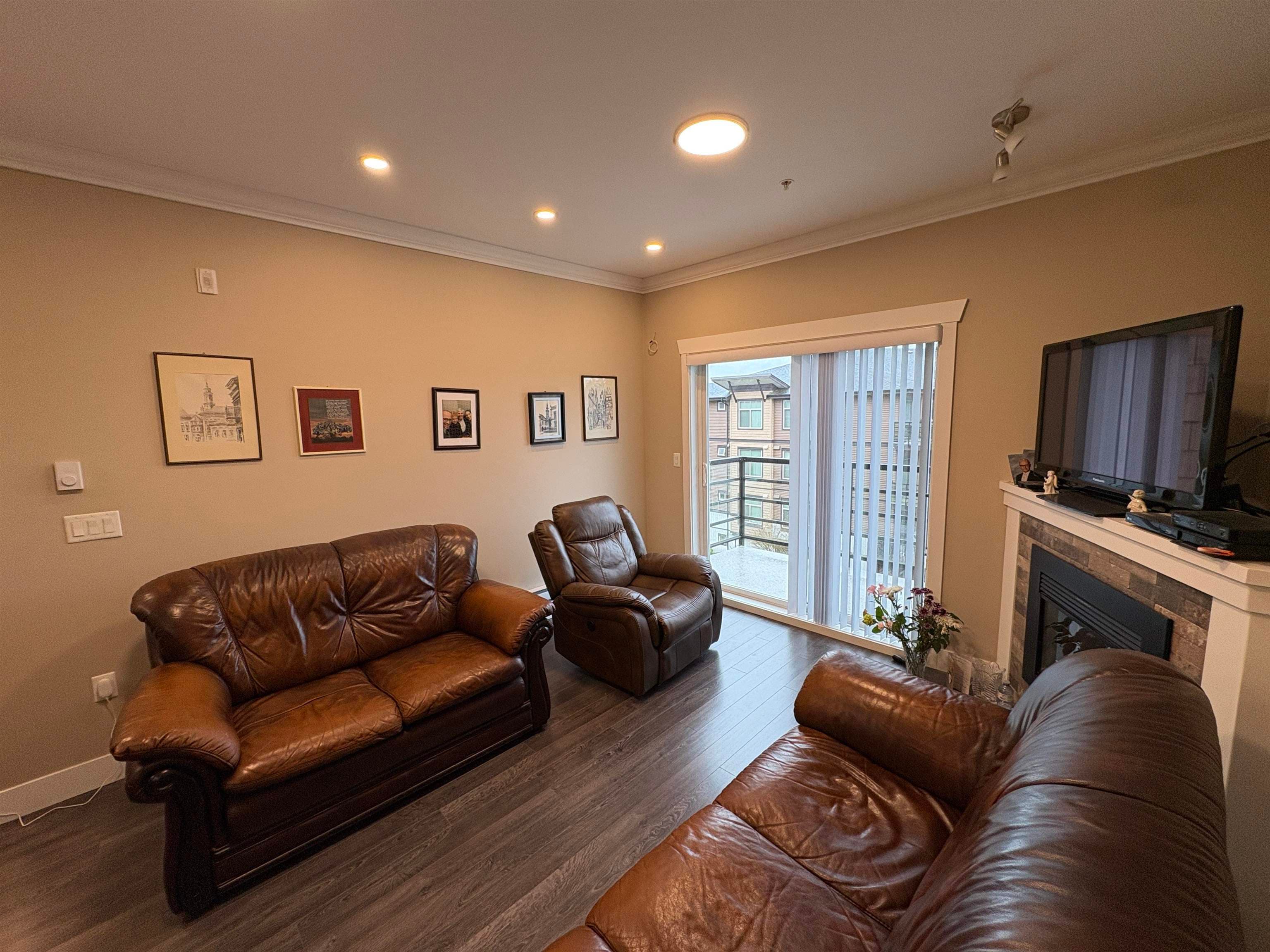 409 - 8183 121a Street, Surrey, V3W 1S7 — photo 5