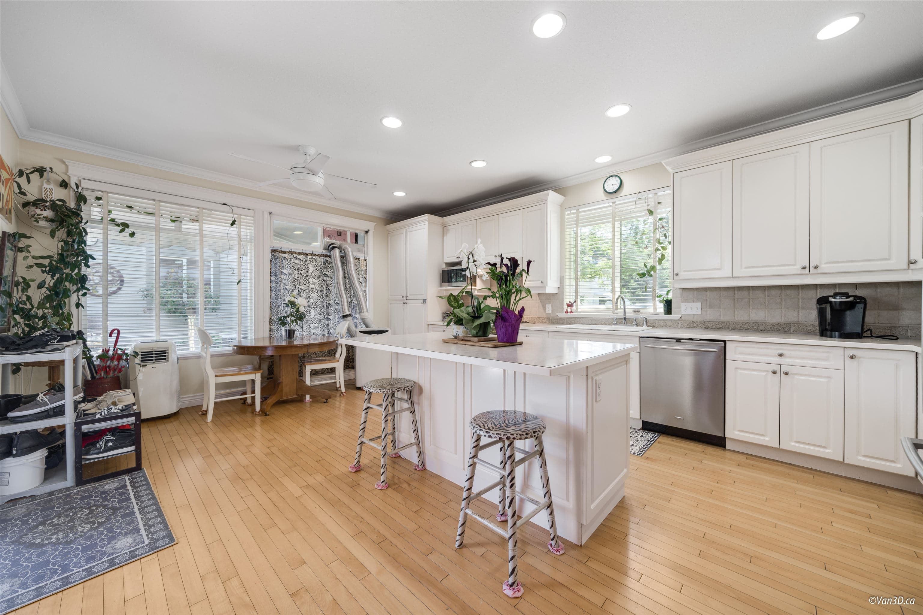 15210 29a Avenue, Surrey, V4P 3K4 — photo 4