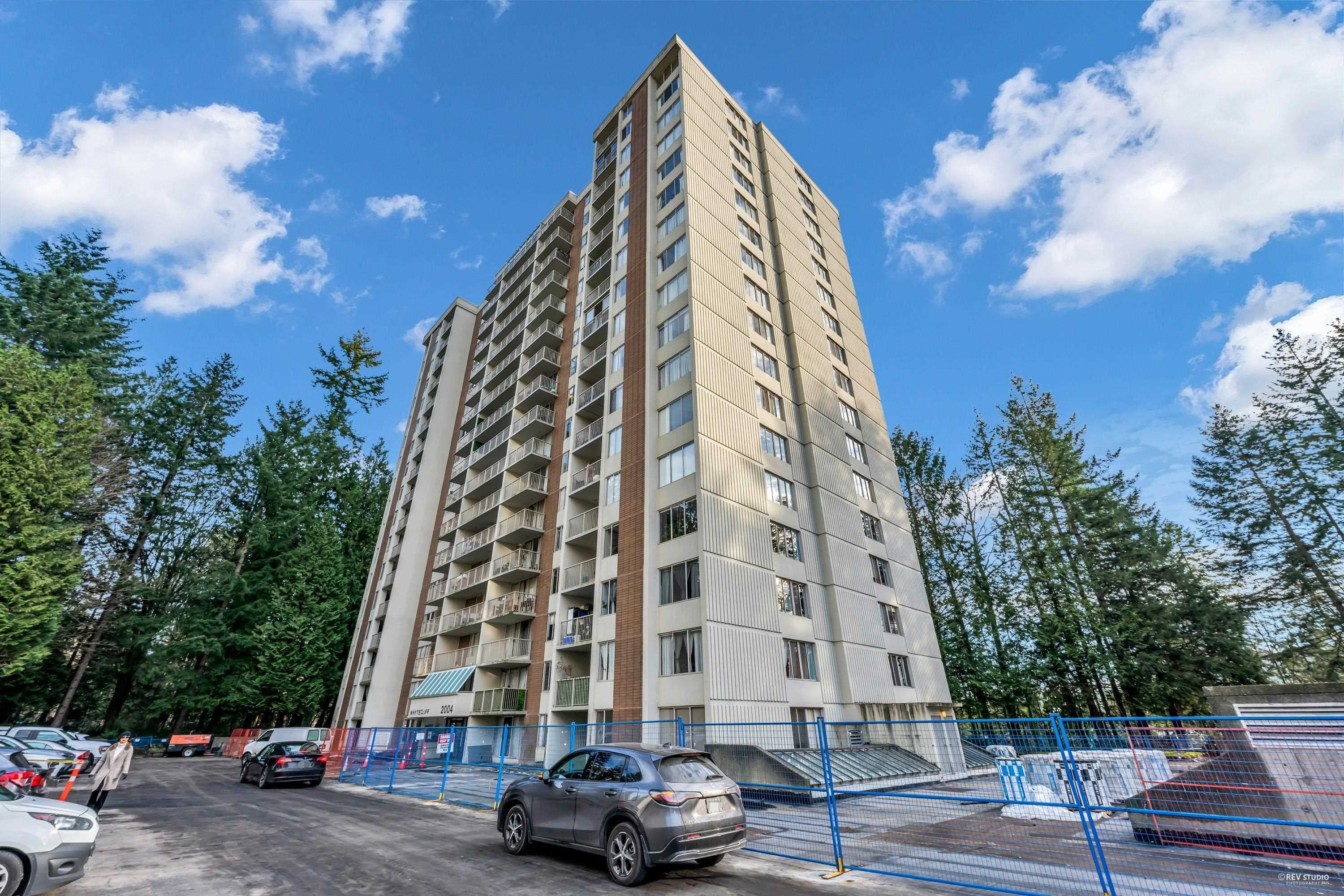 1010 - 2004 Fullerton Avenue, North Vancouver, V7P 3G8 — photo 1