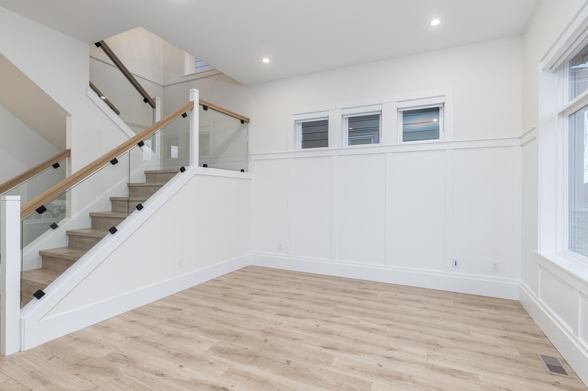 16732 20a Avenue, Surrey, V3Z 1J4 — photo 5