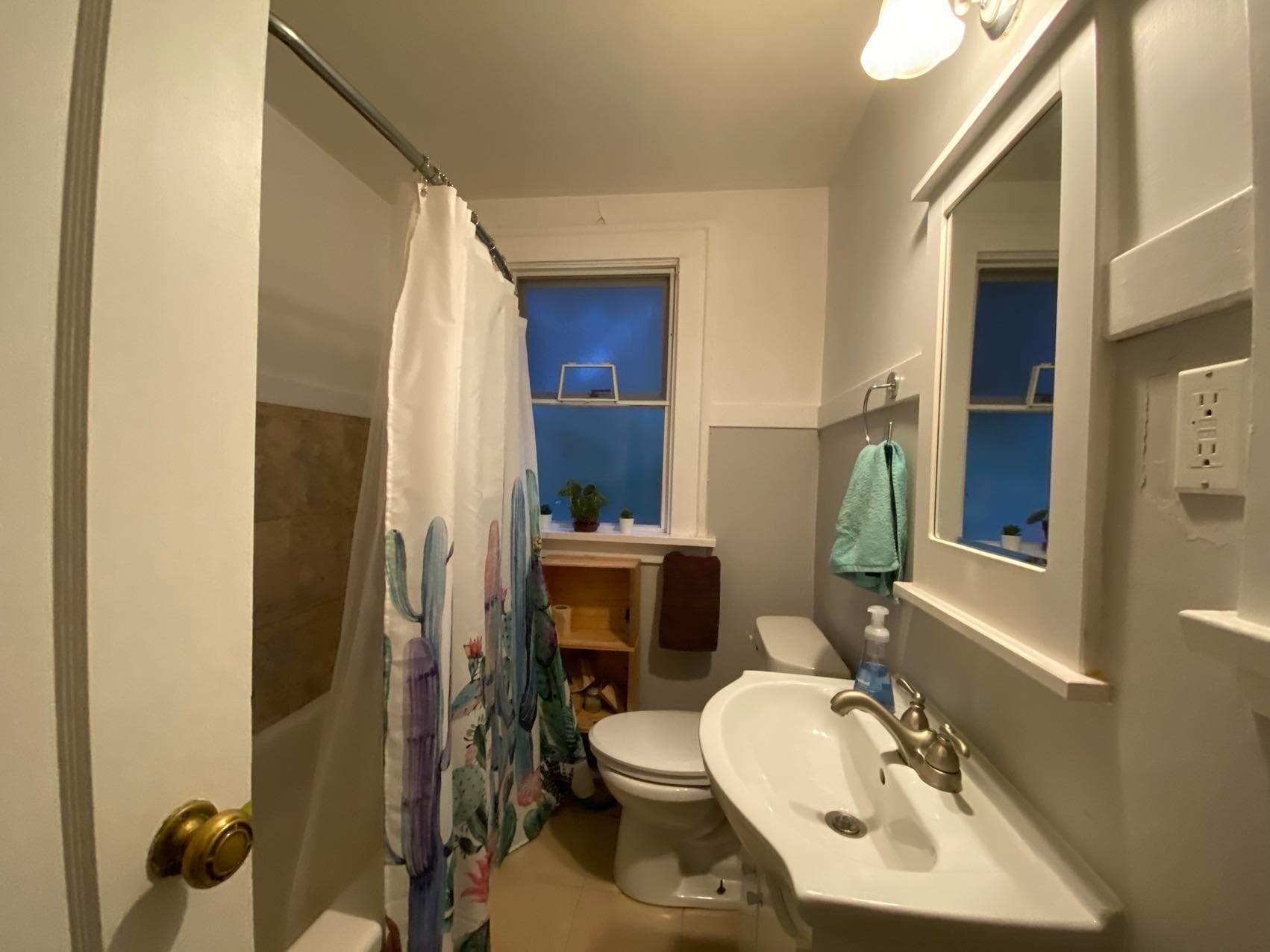 3716 W 16th Avenue, Vancouver, V6R 3C4 — photo 3