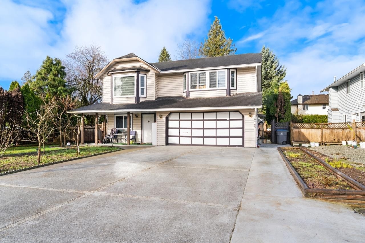 10785 155a Street, Surrey, V3R 9X5 — photo 1