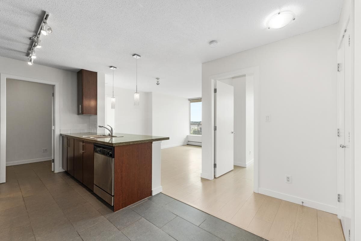 2301 - 58 Keefer Place, Vancouver, V6B 0B8 — photo 2