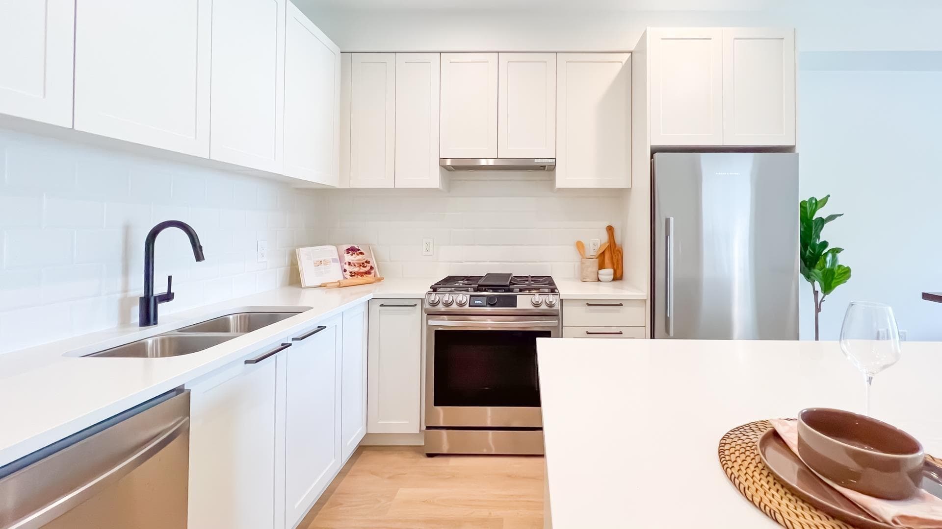 201 - 5415 Brydon Crescent, Langley, V3A 0N4 — photo 3