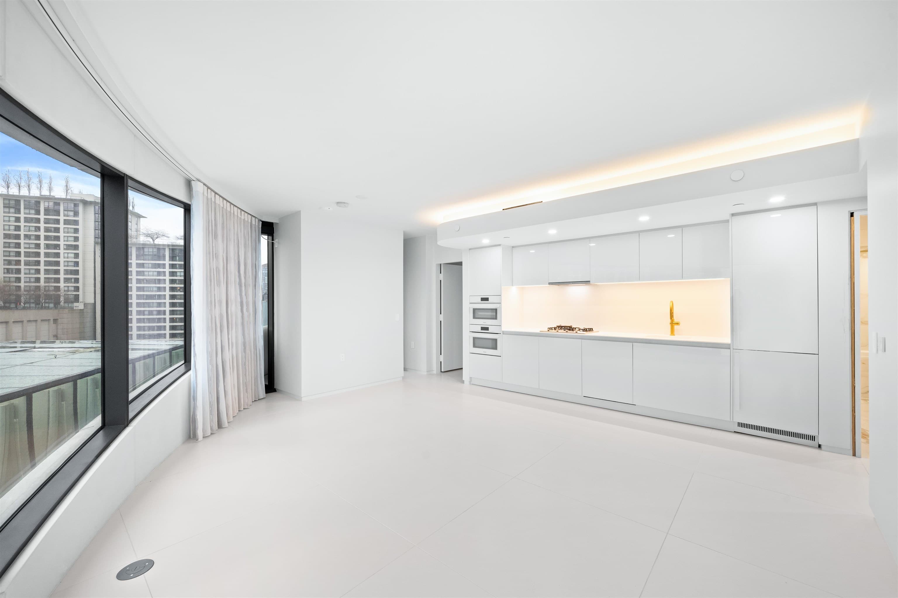 707 - 1033 Nelson Street, Vancouver, V6E 0E4 — photo 3
