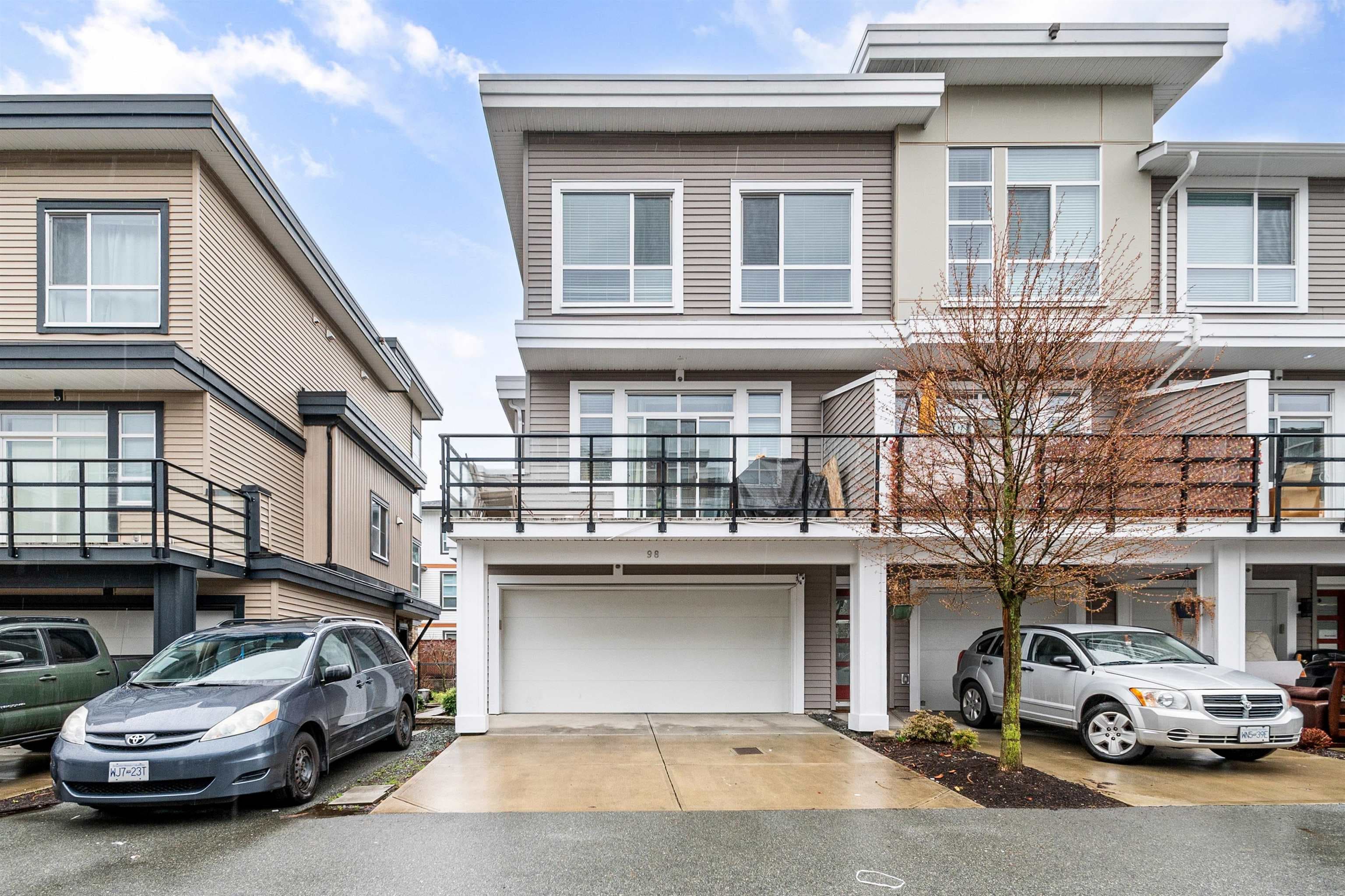 98 - 8413 Midtown Way, Chilliwack, V2P 0G7 — photo 2