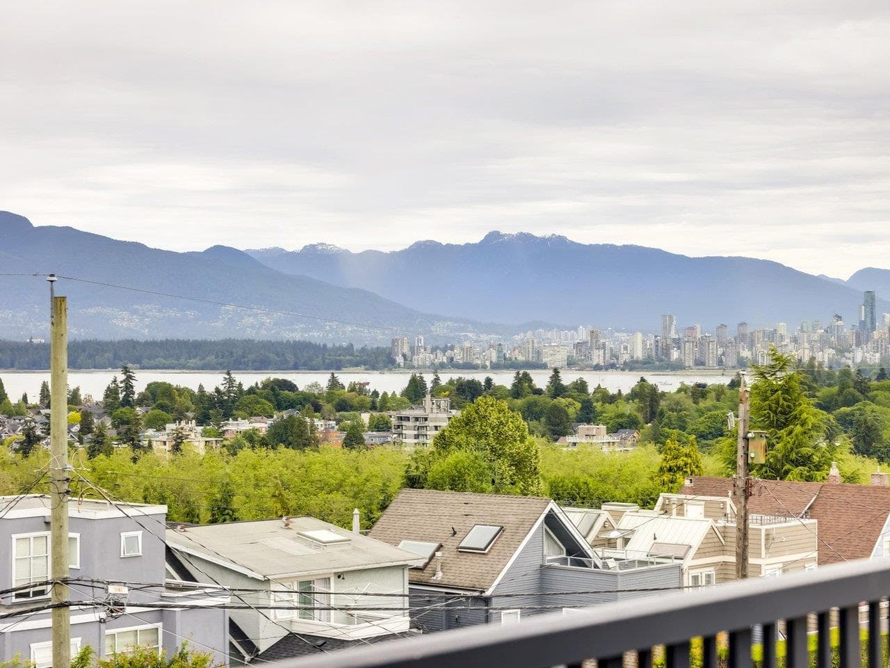 3963 W 11th Avenue, Vancouver, V6R 2L1 — photo 4