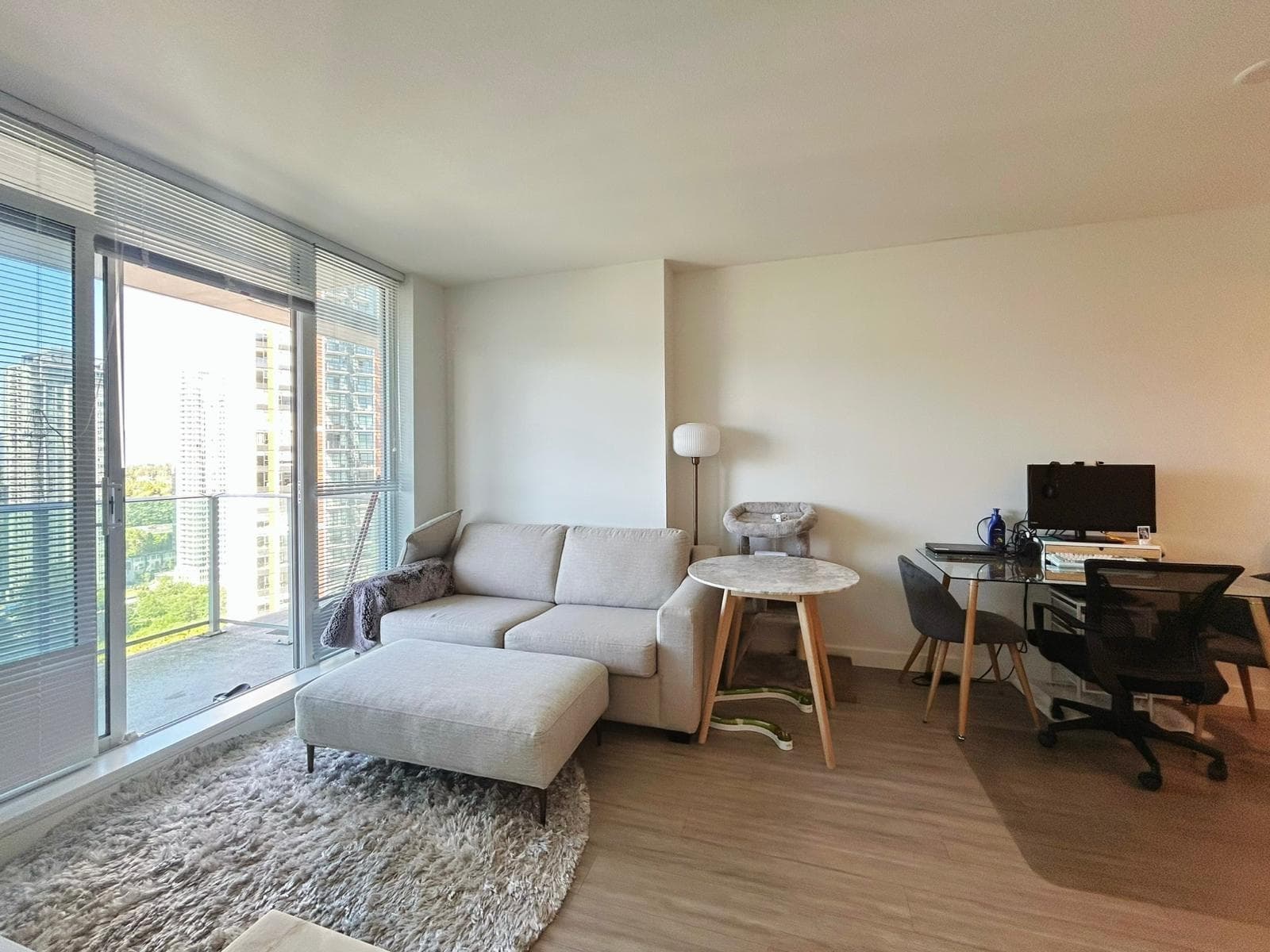 2105 - 13655 Fraser Highway, Surrey, V3T 0P8 — photo 4