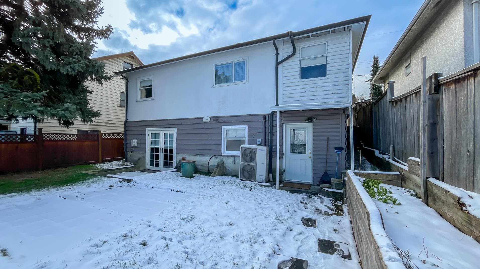 414 Wilson Street, New Westminster, V3L 3R6 — photo 3