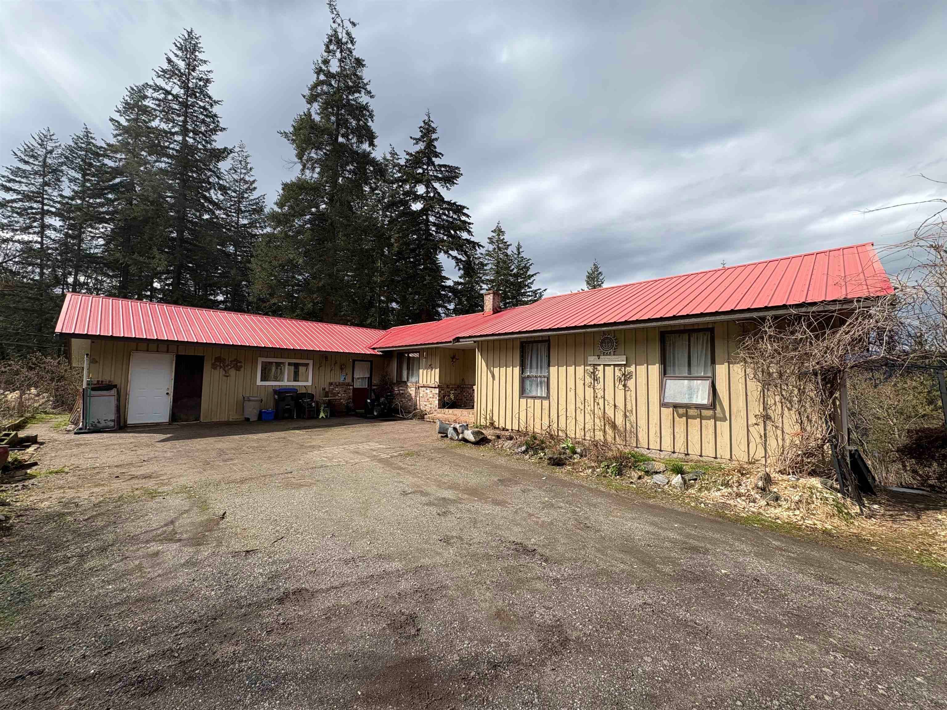 66176 Kawkawa Lake Road, Hope, V0X 1L1 — photo 2