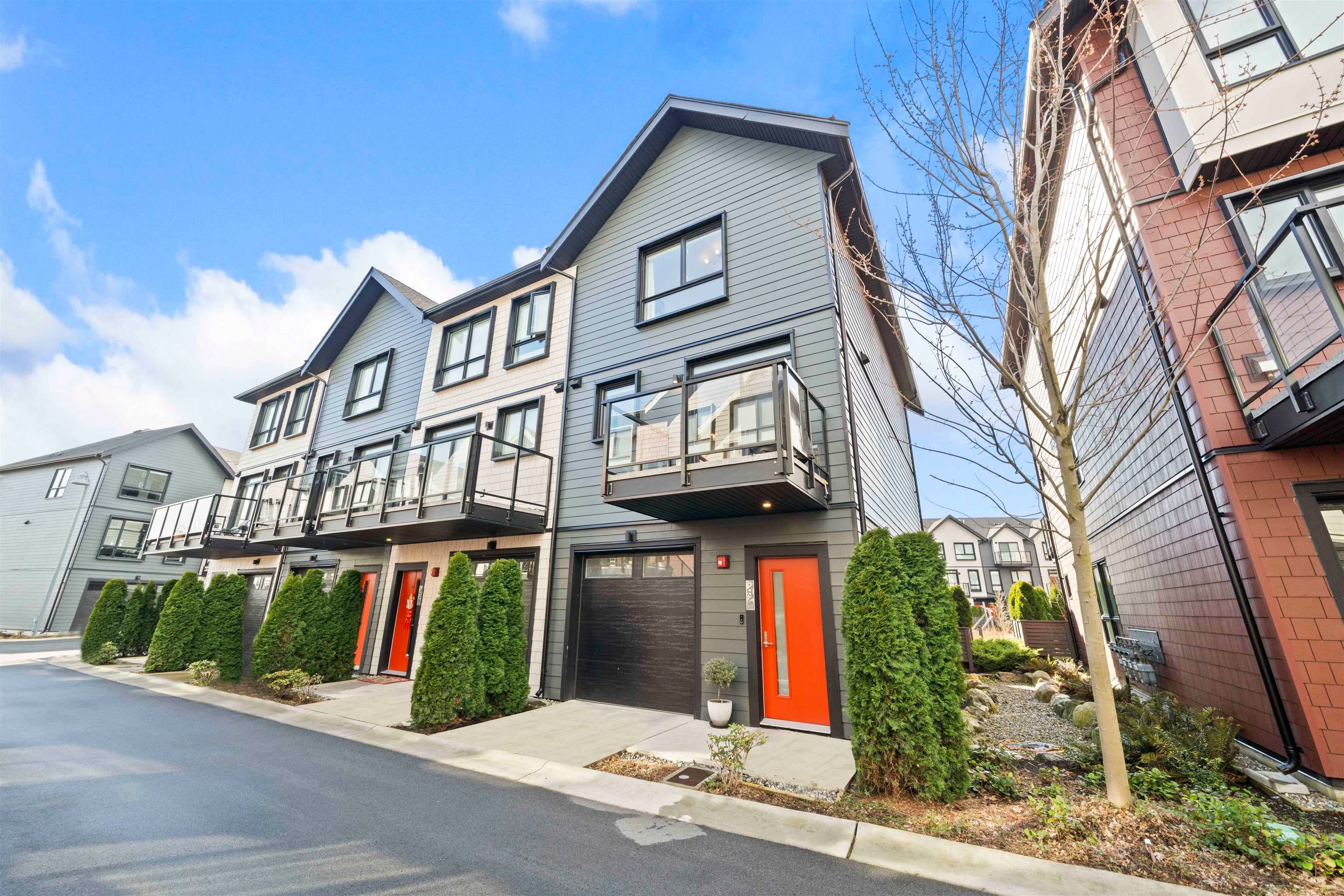 152 - 4738 Hemlock Way, Tsawwassen, V4M 0E3 — photo 1