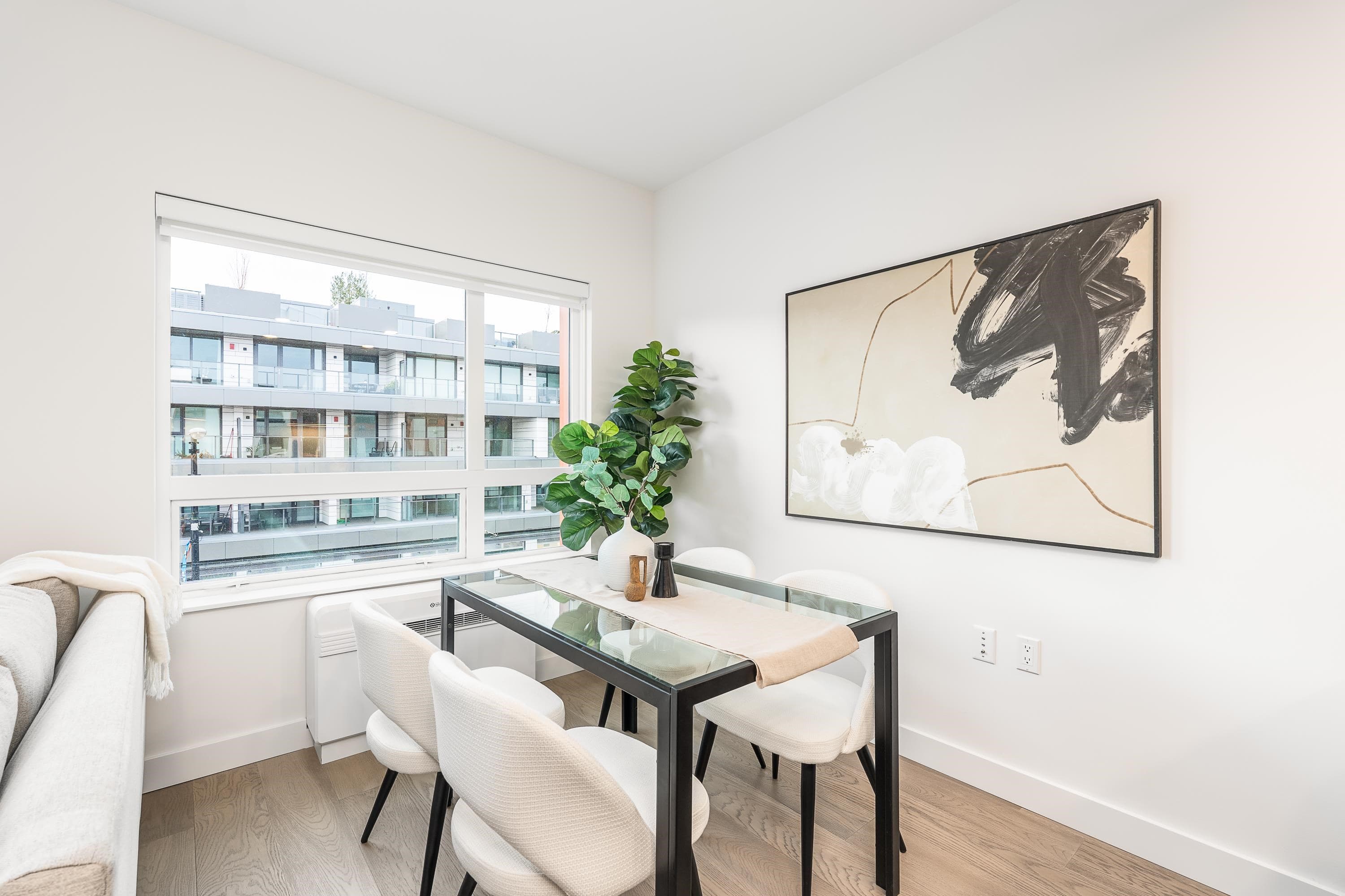 305 - 3590 W 39 Avenue, Vancouver, V6B 3A4 — photo 3