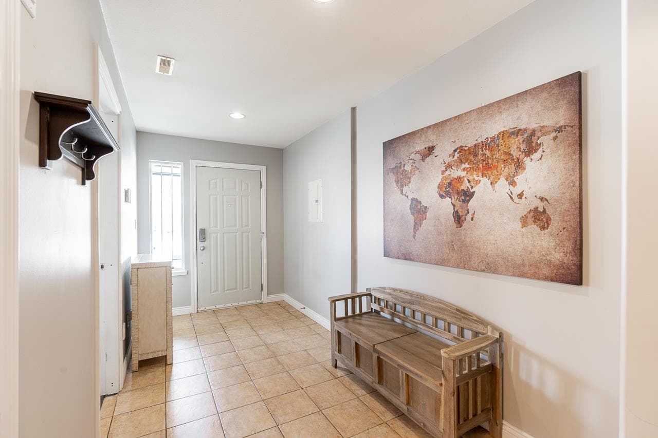 23624 Kanaka Way, Maple Ridge, V2W 2A1 — photo 4