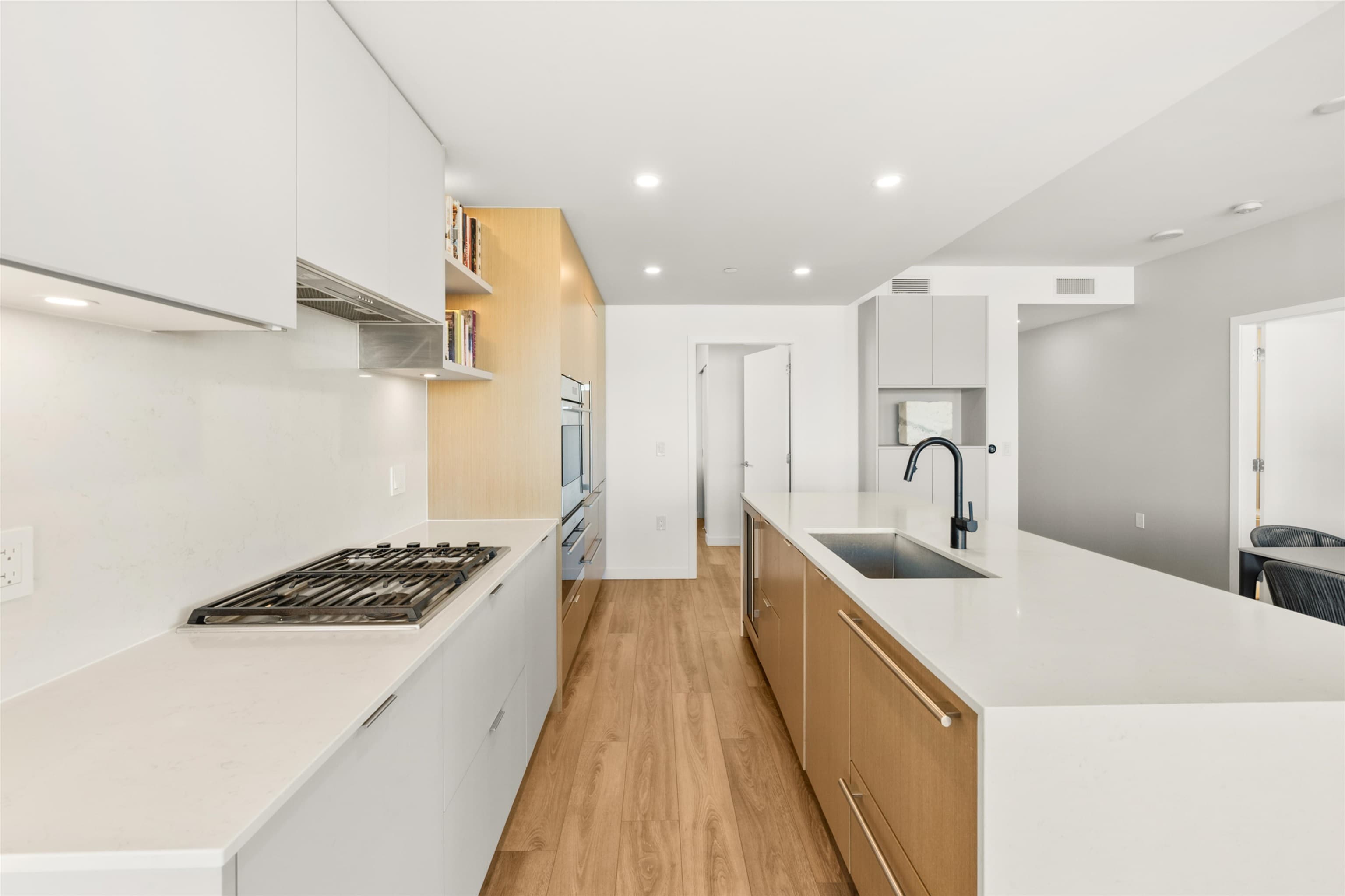 709 - 210 E 5th Avenue, Vancouver, V5T 0K1 — photo 4