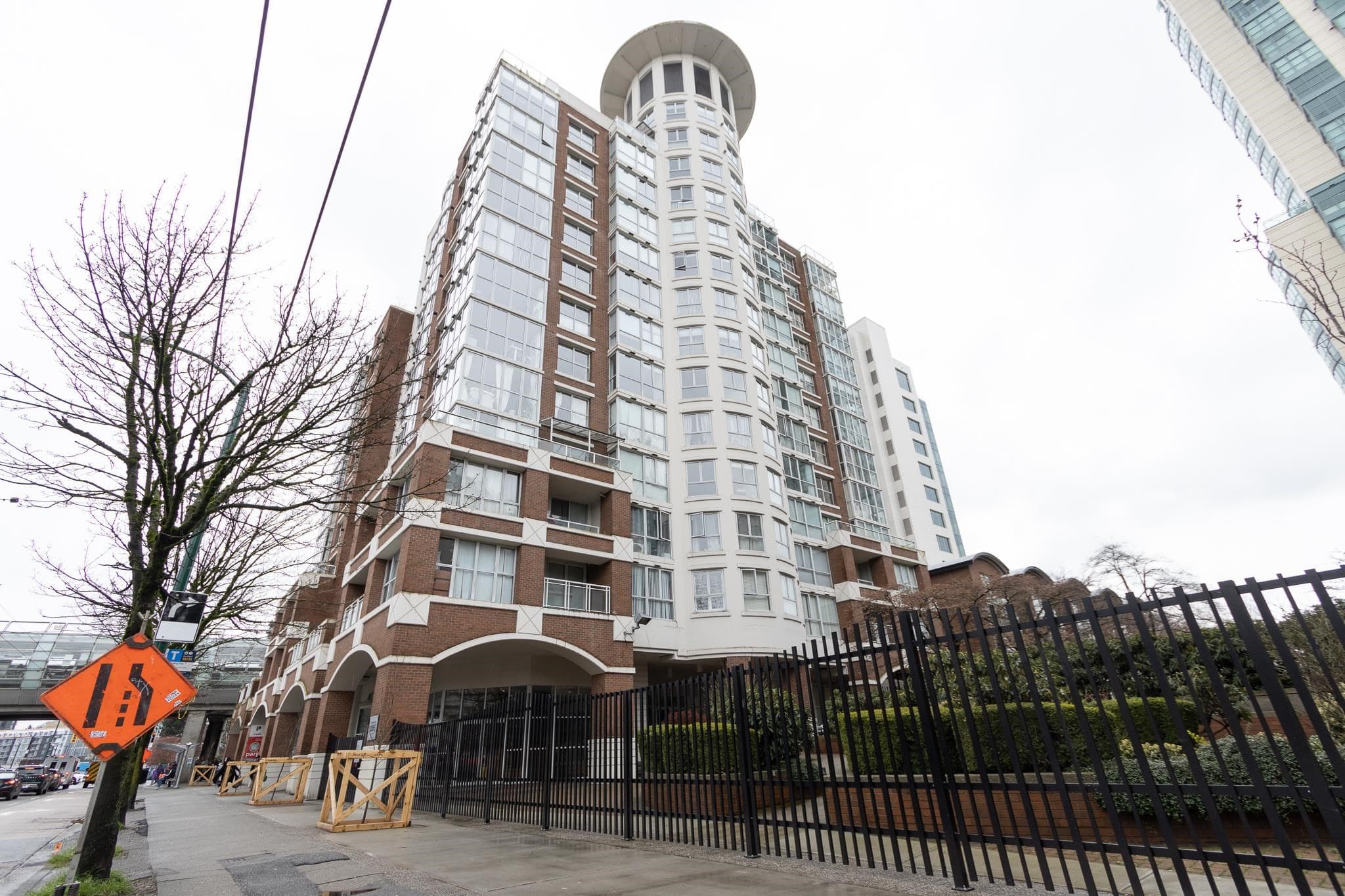 605 - 1255 Main Street, Vancouver, V6A 4G5 — photo 1