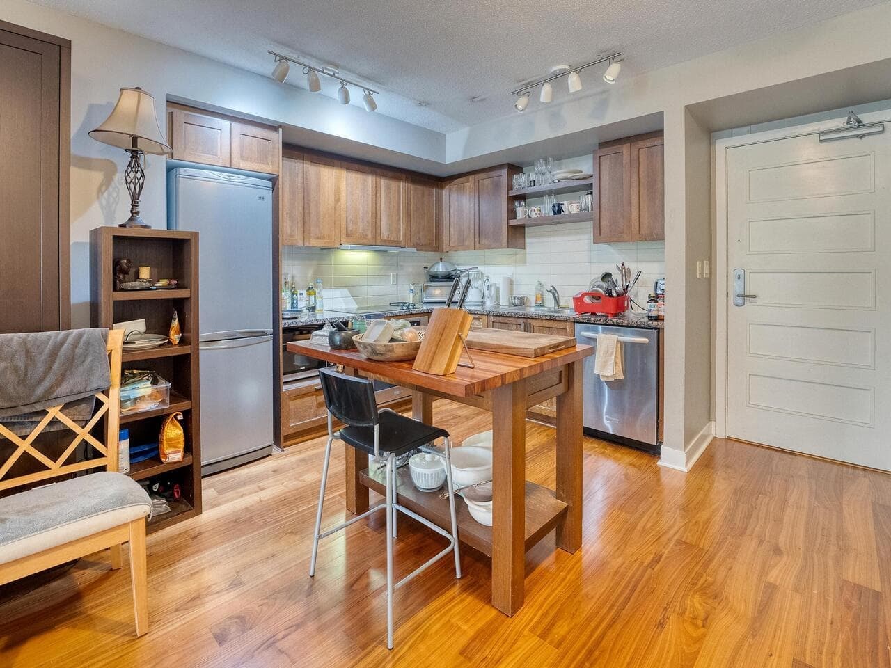 516 - 2268 W Broadway, Vancouver, V6K 0B2 — photo 2