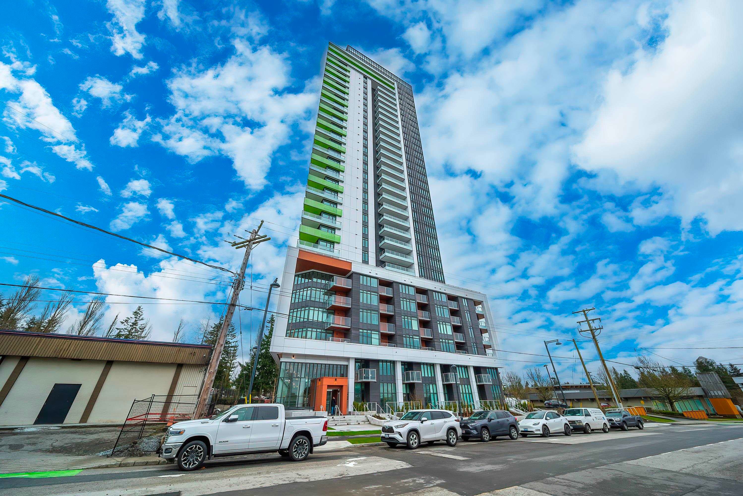 1705 - 10428 Whalley Boulevard, Surrey, V3T 1W6 — photo 1