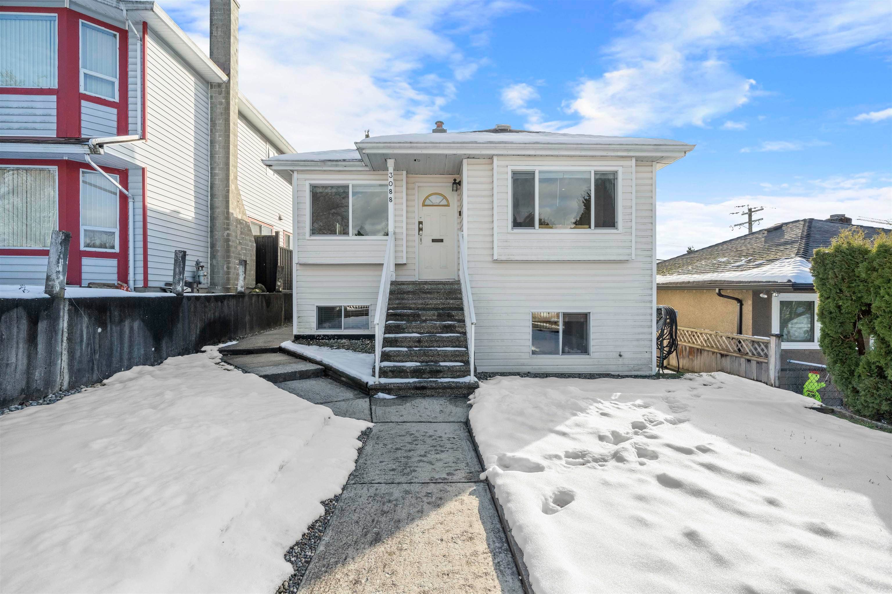 3088 E Georgia Street, Vancouver