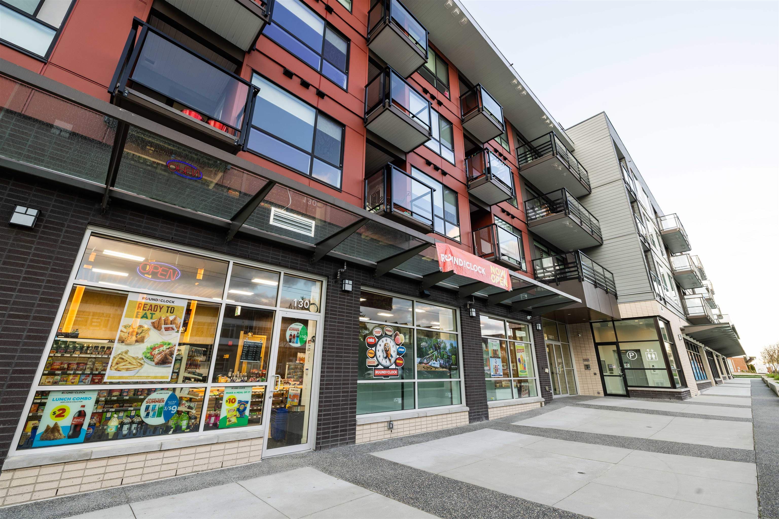 411 - 18811 72 Avenue, Surrey, V4N 6W7 — photo 2