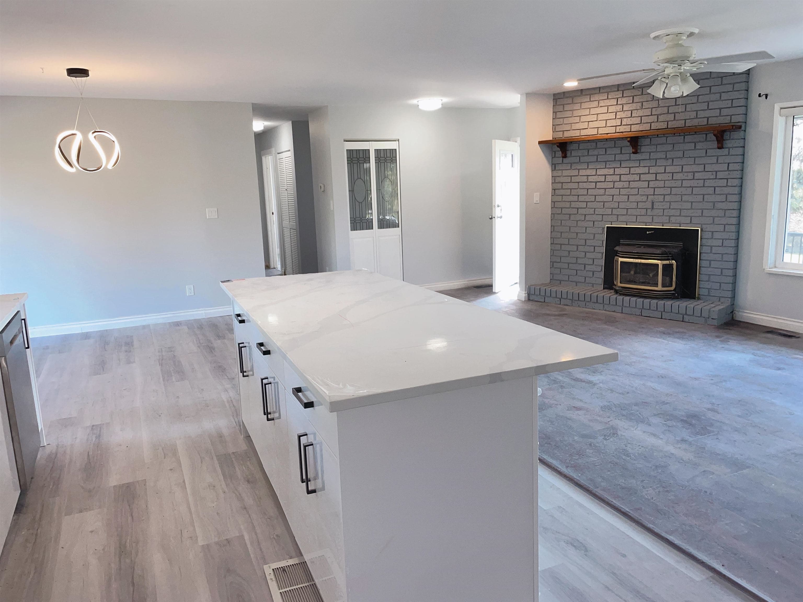 20583 Dewdney Trunk Road, Maple Ridge, V2X 3E2 — photo 5