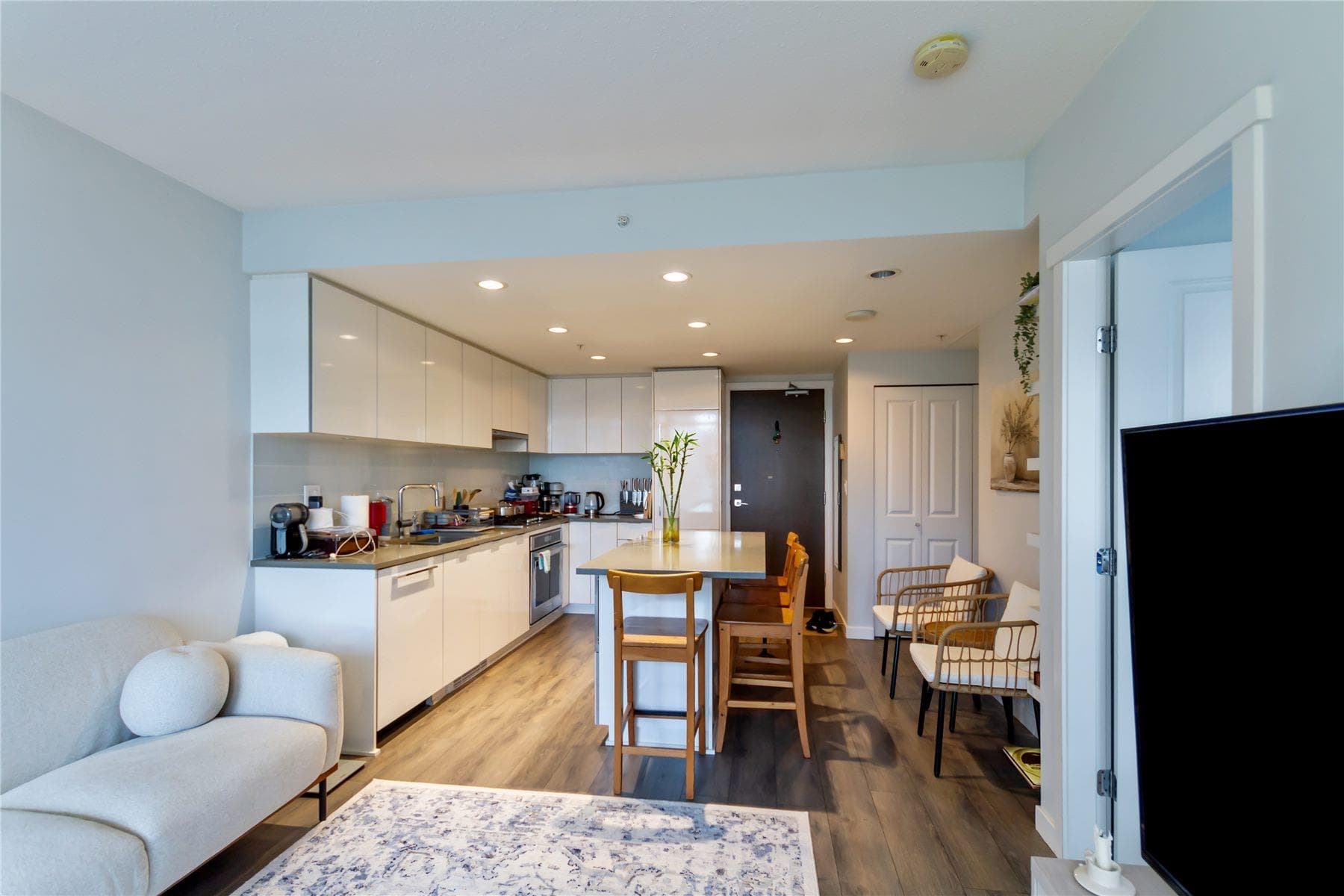 409 - 2388 Madison Avenue, Burnaby, V5C 0K8 — photo 3