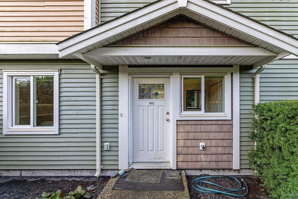 102 - 624 Shaw Road, Gibsons, V0N 1V8 — photo 4