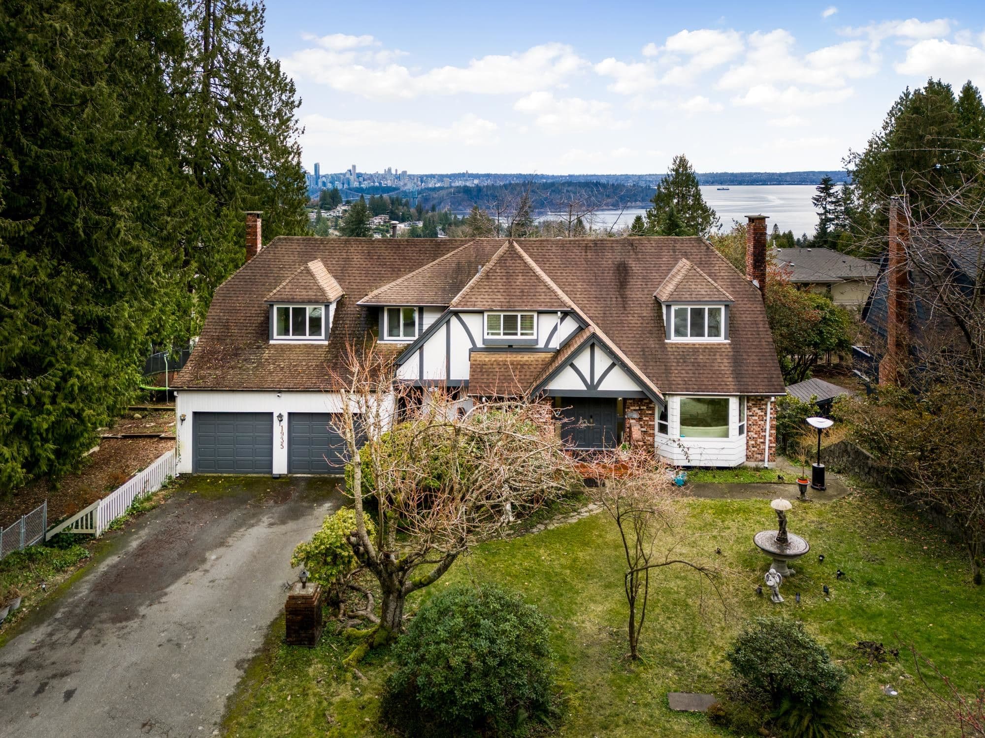 1935 11th Place, West Vancouver
