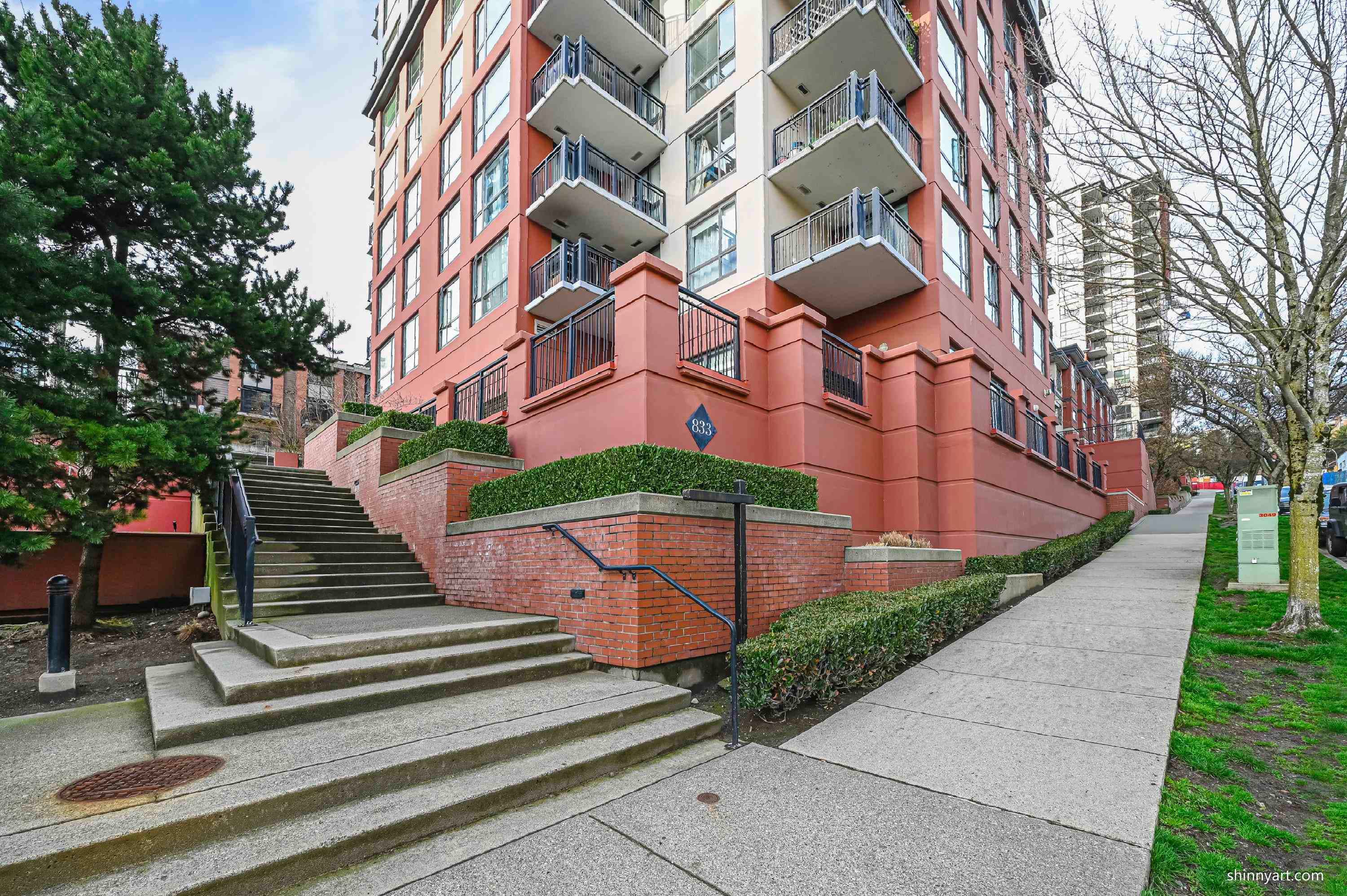 1008 - 833 Agnes Street, New Westminster, V3M 0B1 — photo 3