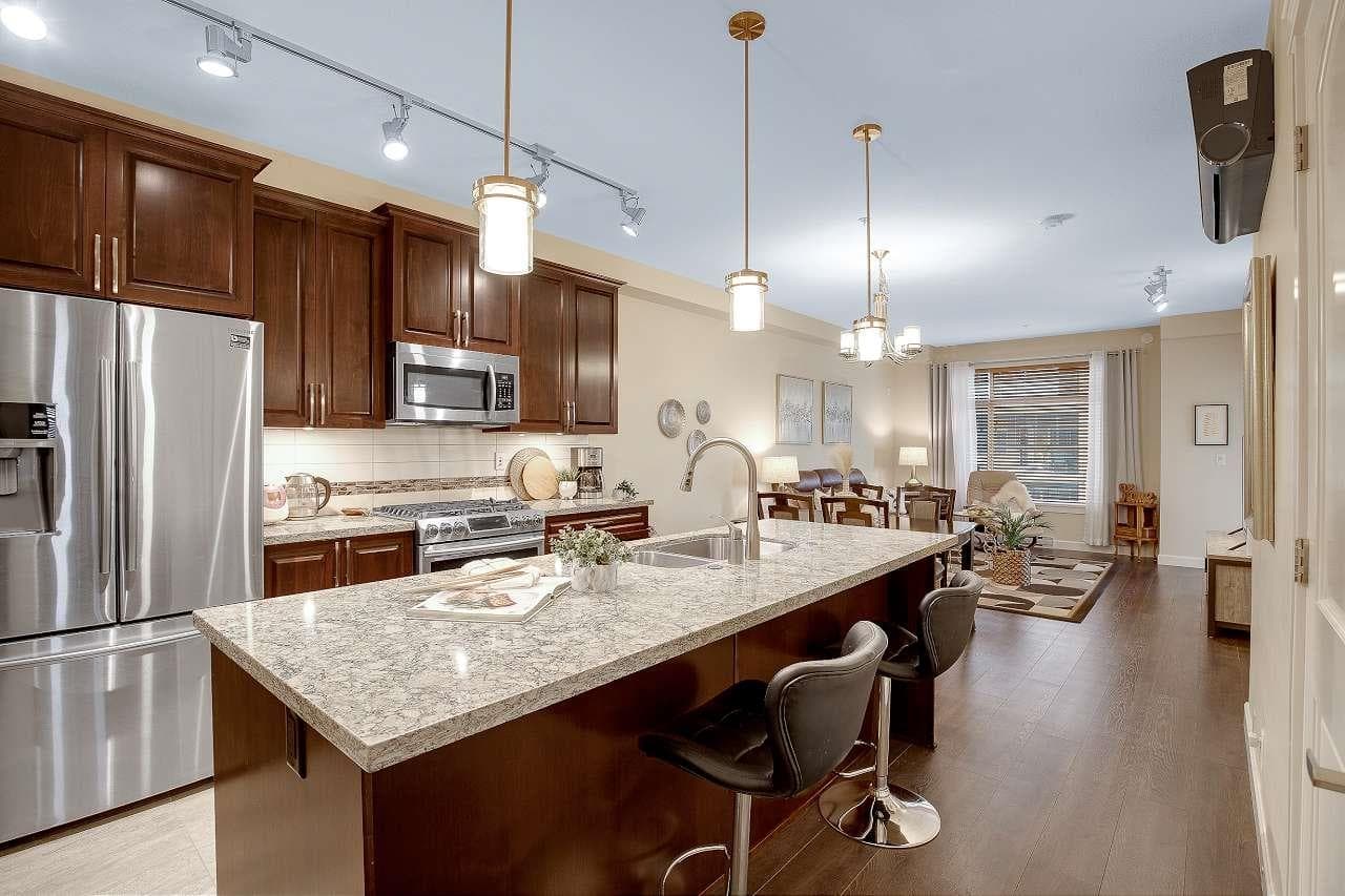 A403 - 20716 Willoughby Town Centre Drive, Langley, V2Y 3J7 — photo 2