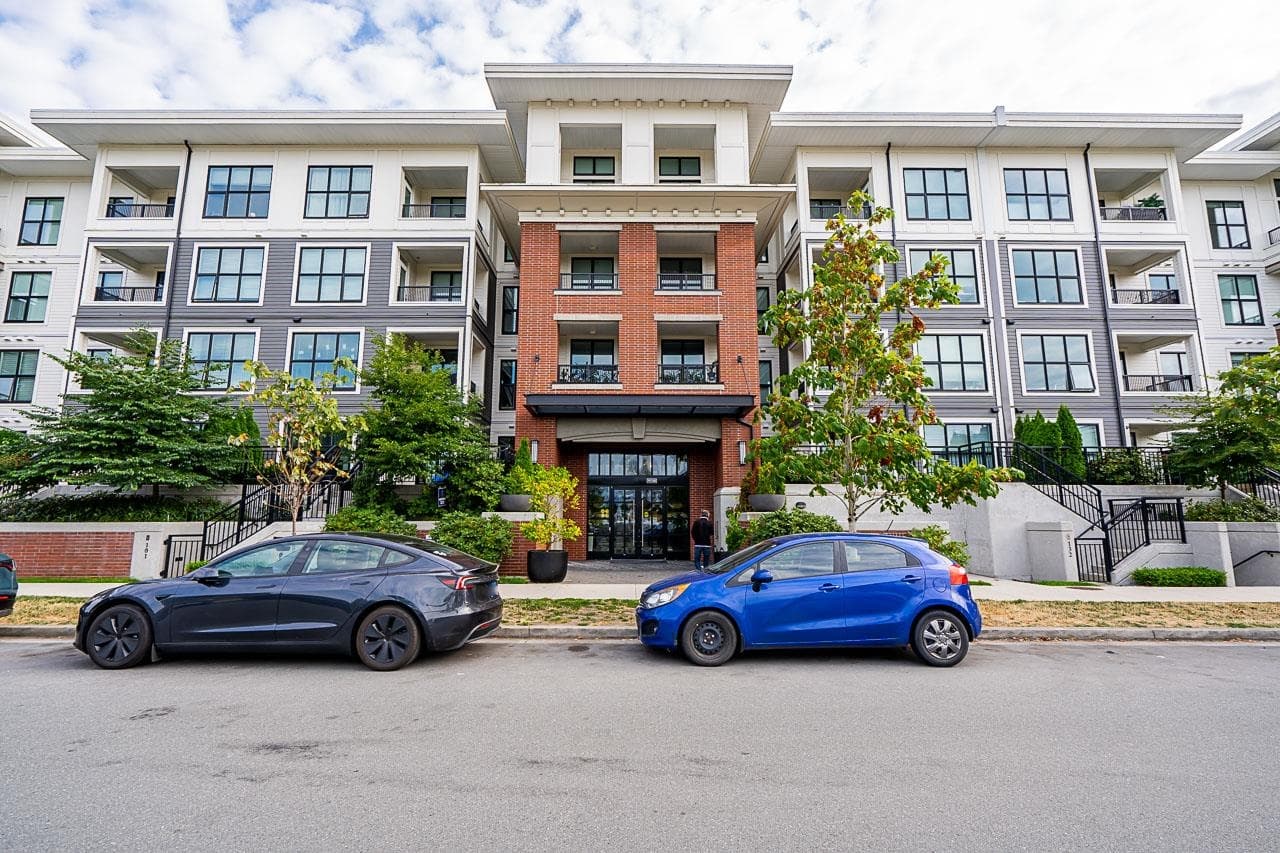 405 - 9500 Tomicki Avenue, Richmond, V6X 0R9 — photo 2