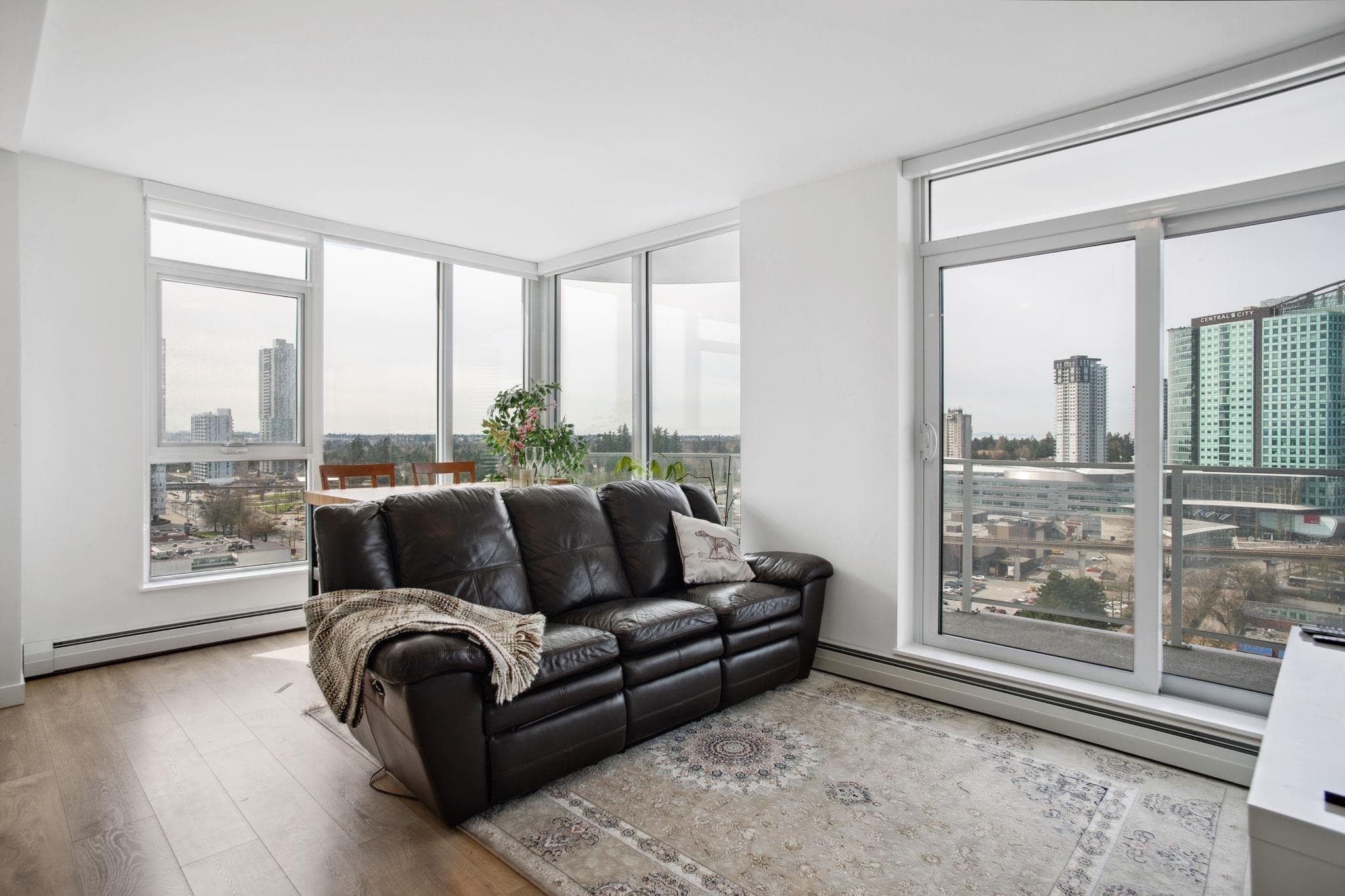 1608 - 13685 102 Avenue, Surrey