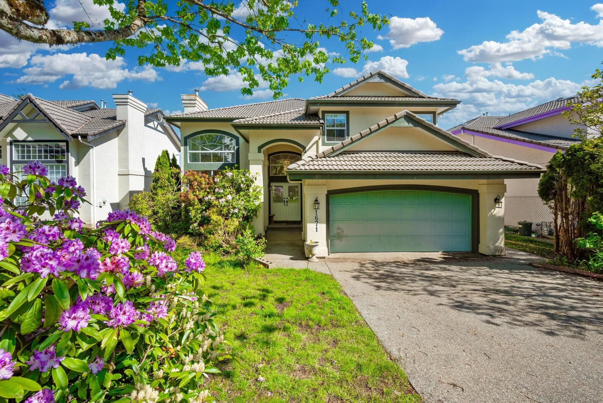 1671 Chickadee Place, Coquitlam