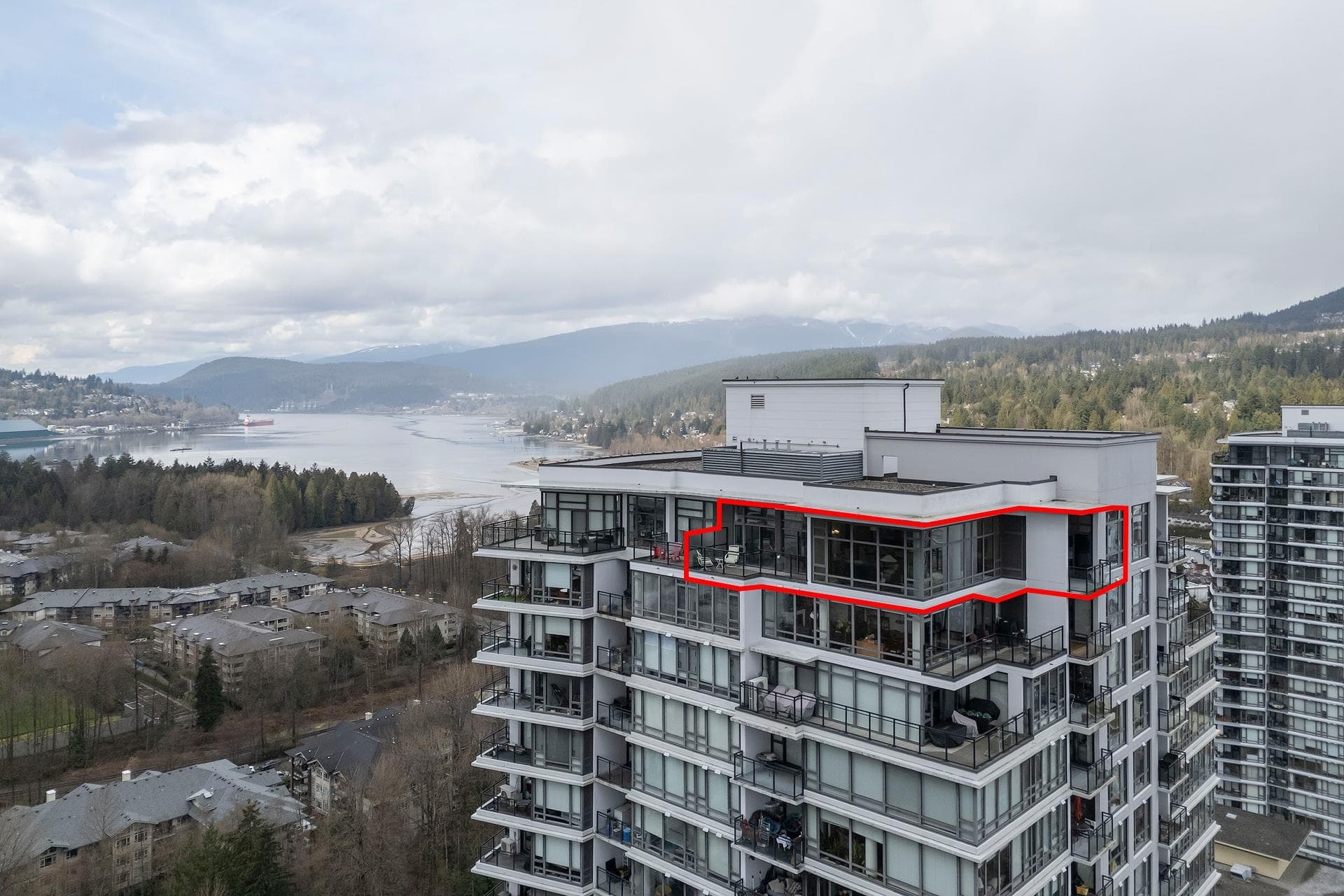 2701 - 400 Capilano Road, Port Moody, V3E 0E1 — photo 3