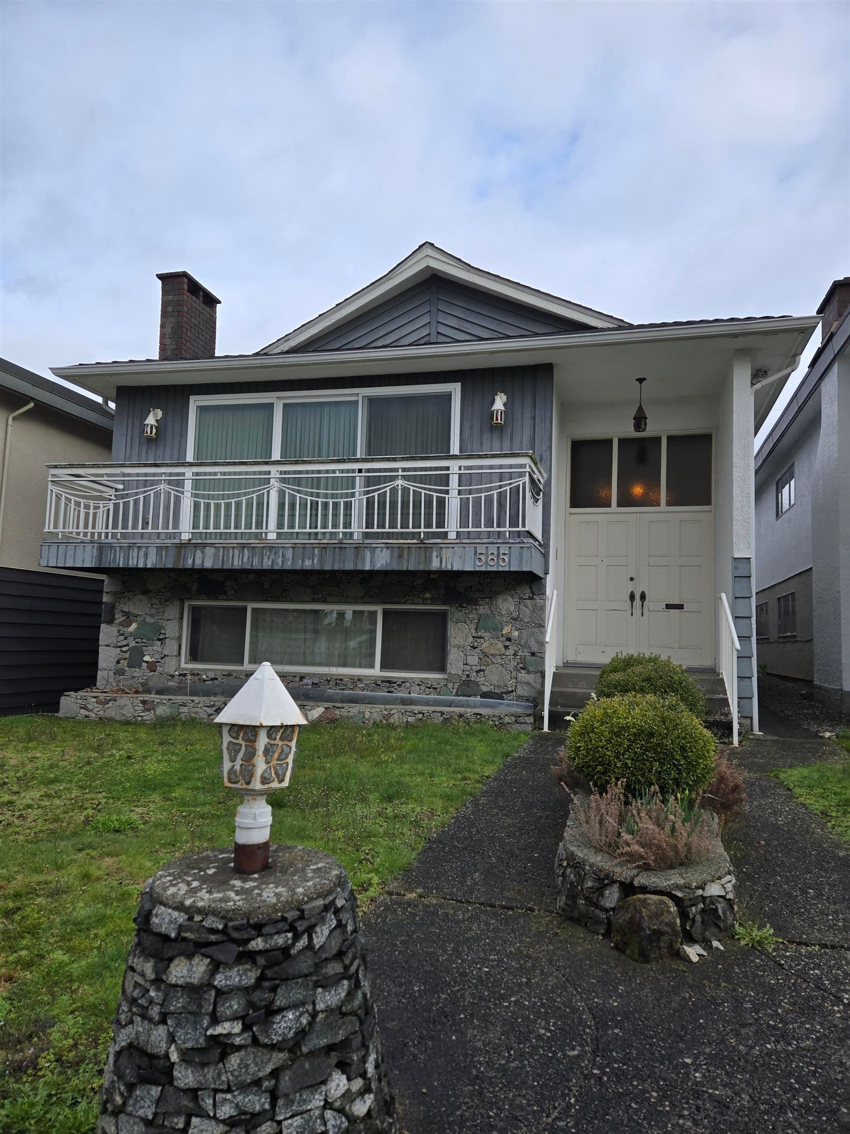 585 E 54th Avenue, Vancouver
