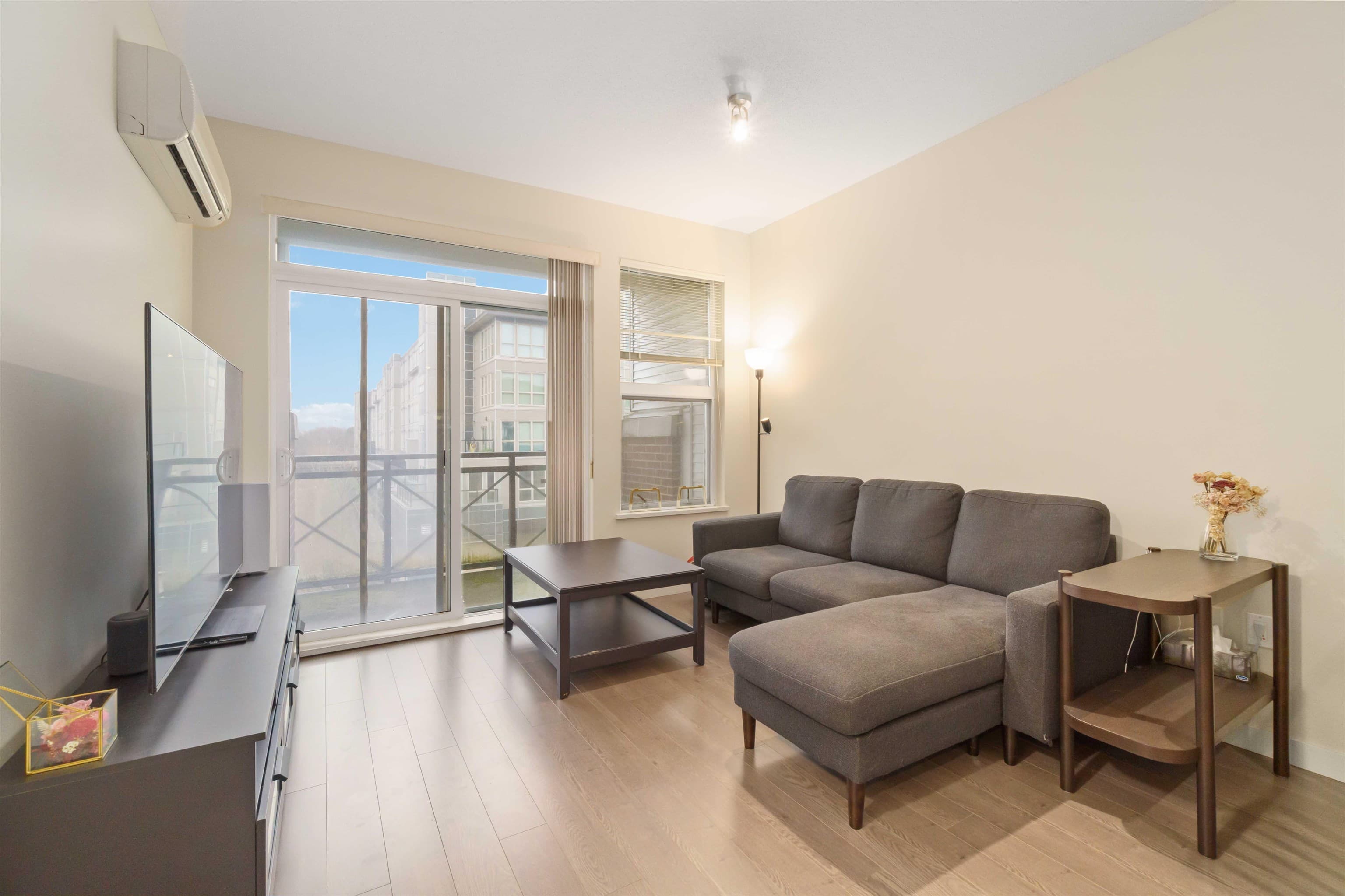 306 - 9388 Mckim Way, Richmond, V6X 0J7 — photo 5
