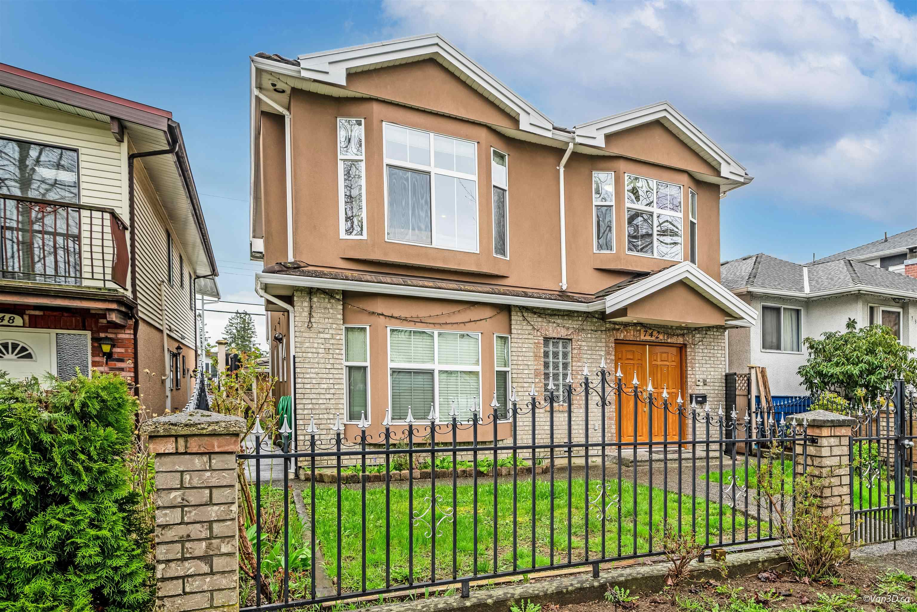742 E 51st Avenue, Vancouver, V5X 1E3 — photo 2