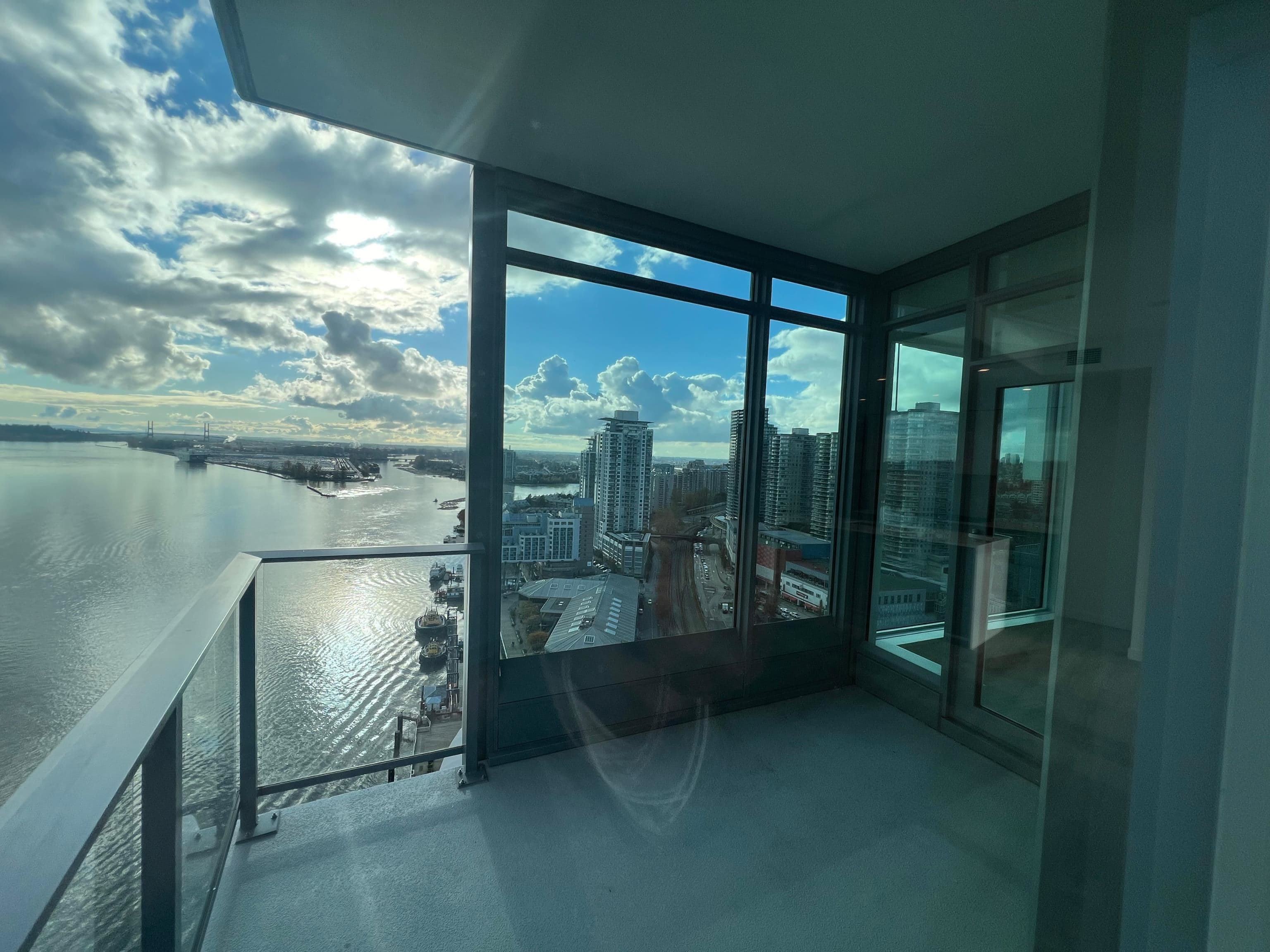 2108 - 680 Quayside Drive, New Westminster, V3M 0P2 — photo 3