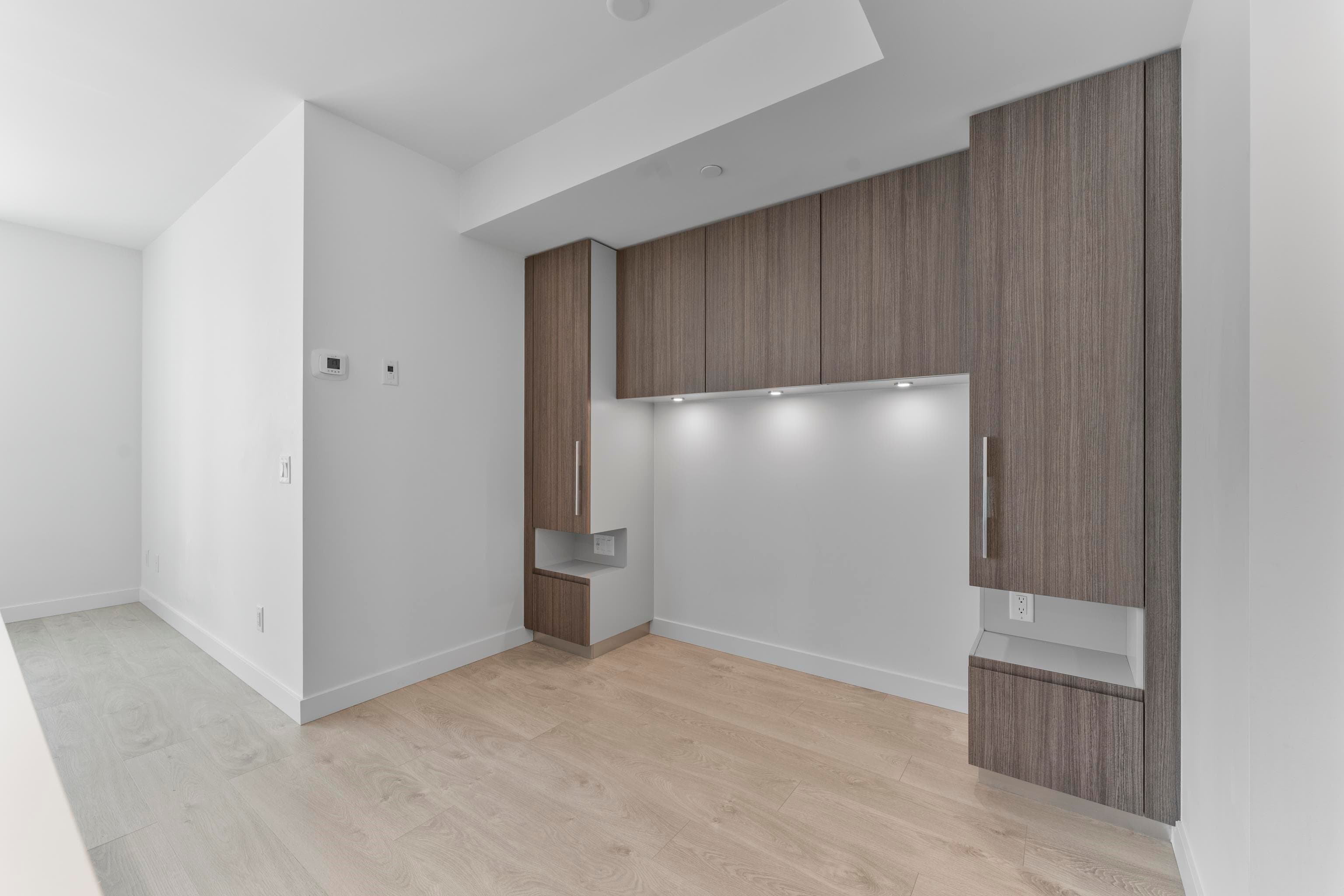 903 - 6463 Silver Avenue, Burnaby, V5H 0K4 — photo 4