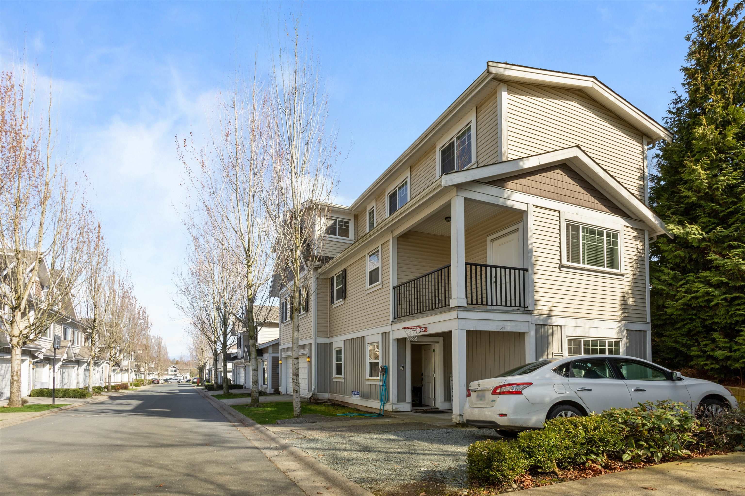 11 - 30748 Cardinal Avenue, Abbotsford, V2T 0C1 — photo 2