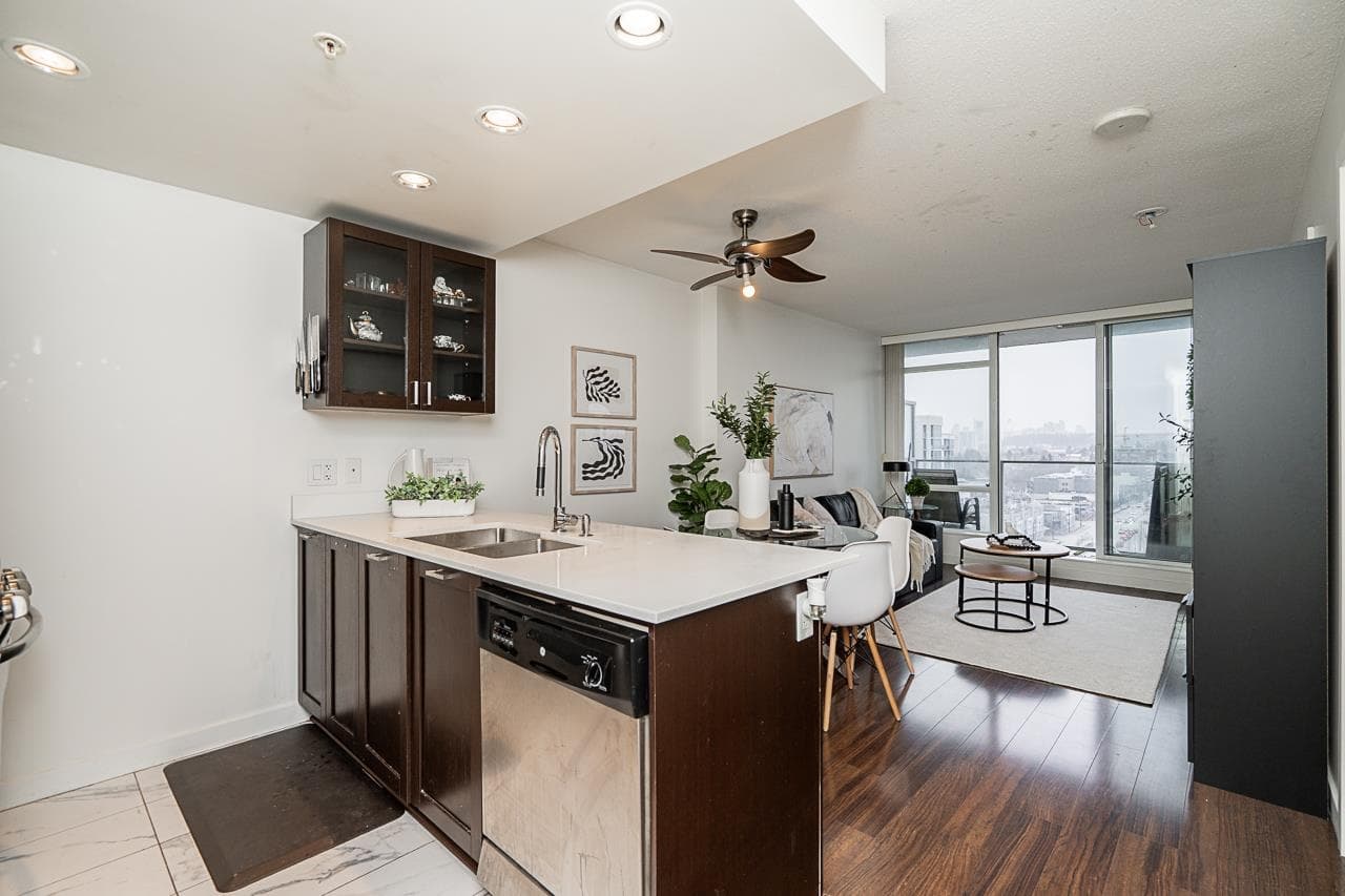 1706 - 4815 Eldorado Mews, Vancouver, V5R 0B2 — photo 3