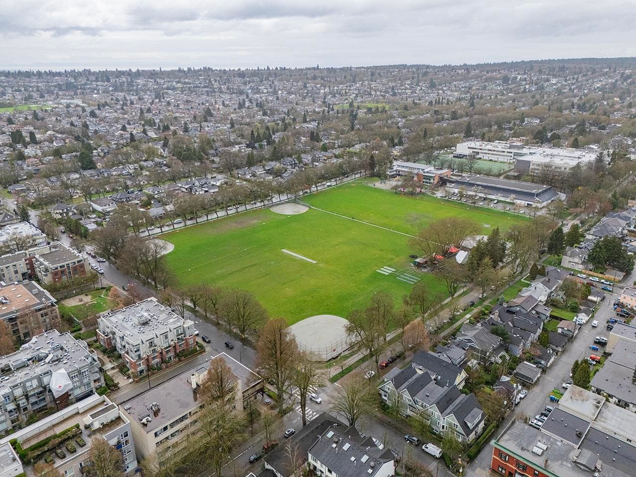 703 - 2228 W Broadway, Vancouver, V6K 0B1 — photo 1