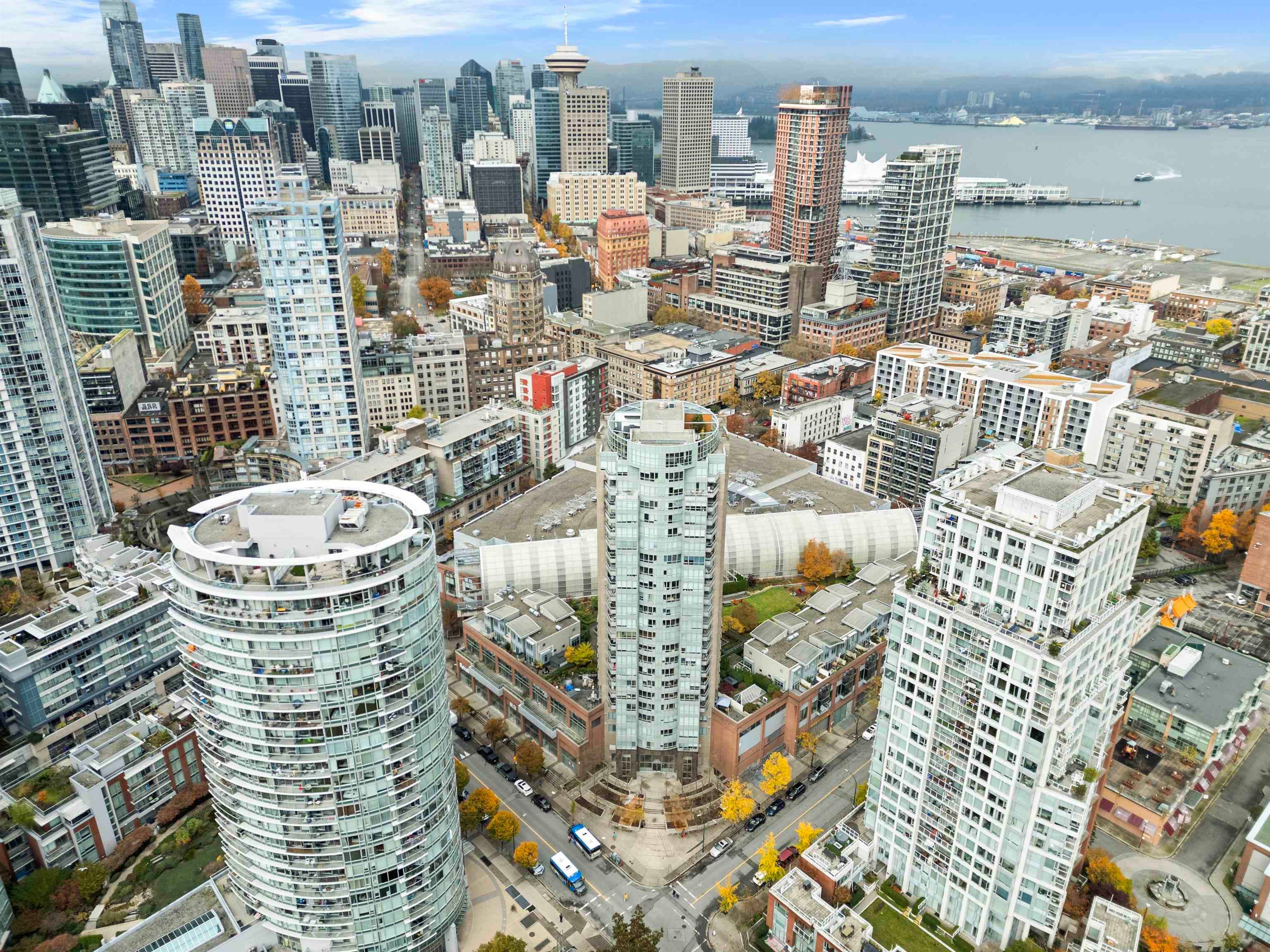 2501 - 63 Keefer Place, Vancouver, V6B 6N6 — photo 1