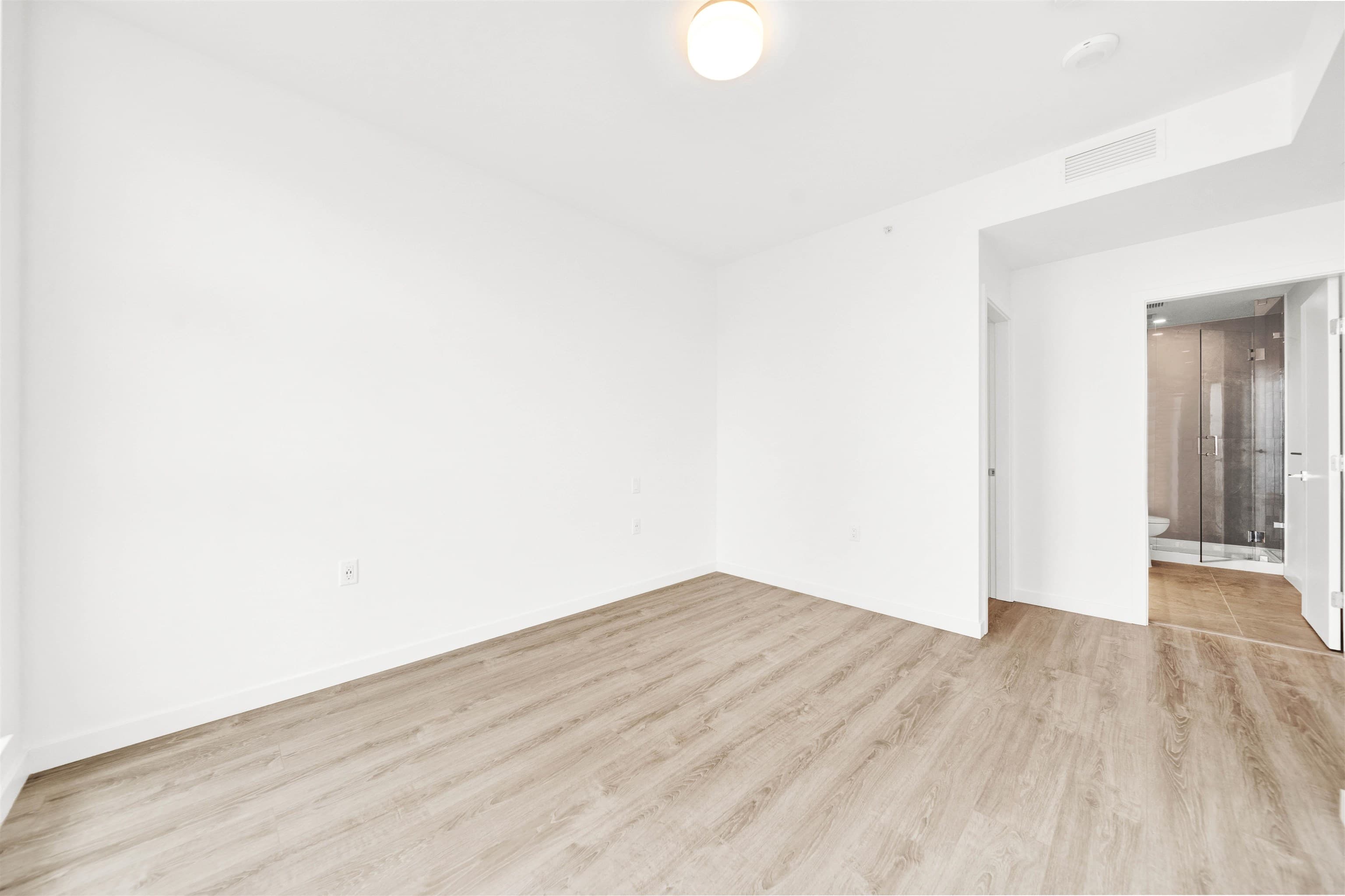 1406 - 680 Quayside Drive, New Westminster, V3M 0P2 — photo 3