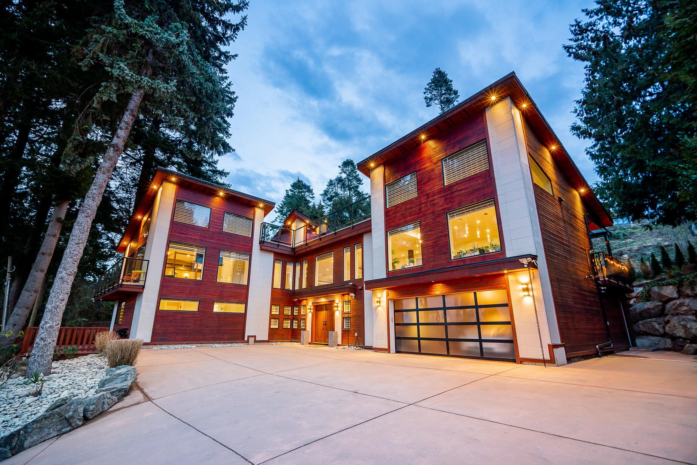 2800 Bayview Street, Surrey