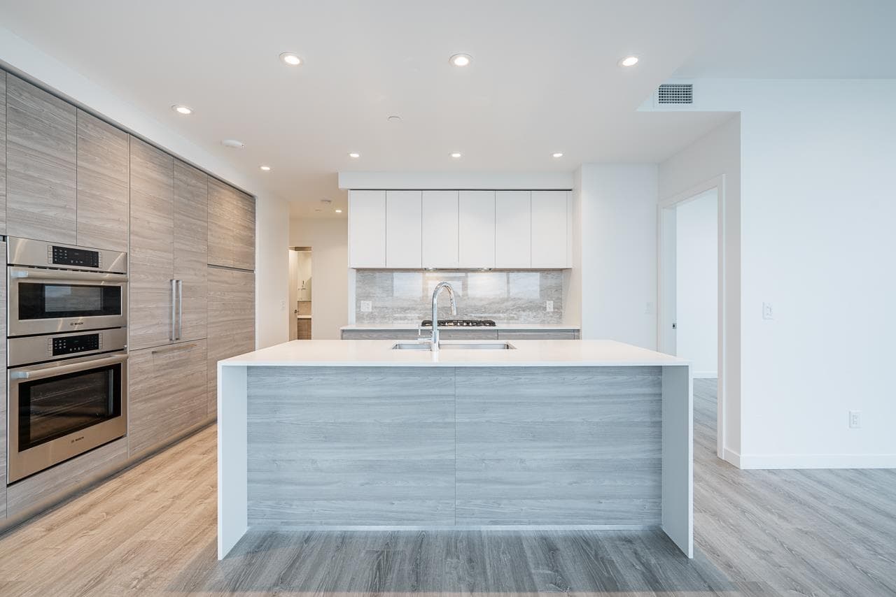 2607 - 680 Quayside Drive, New Westminster, V3M 0P2 — photo 4