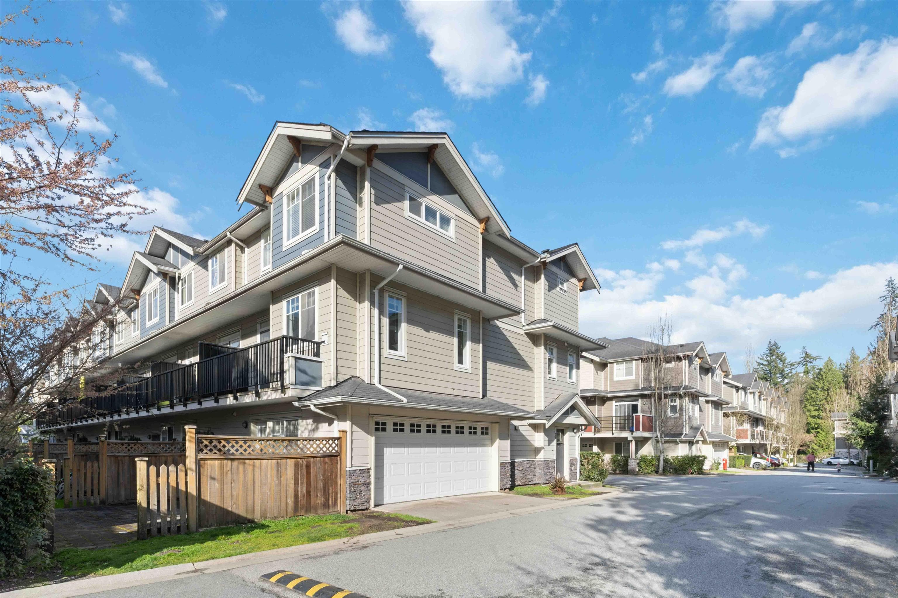 38 - 6383 140 Street, Surrey, V3W 0E9 — photo 2
