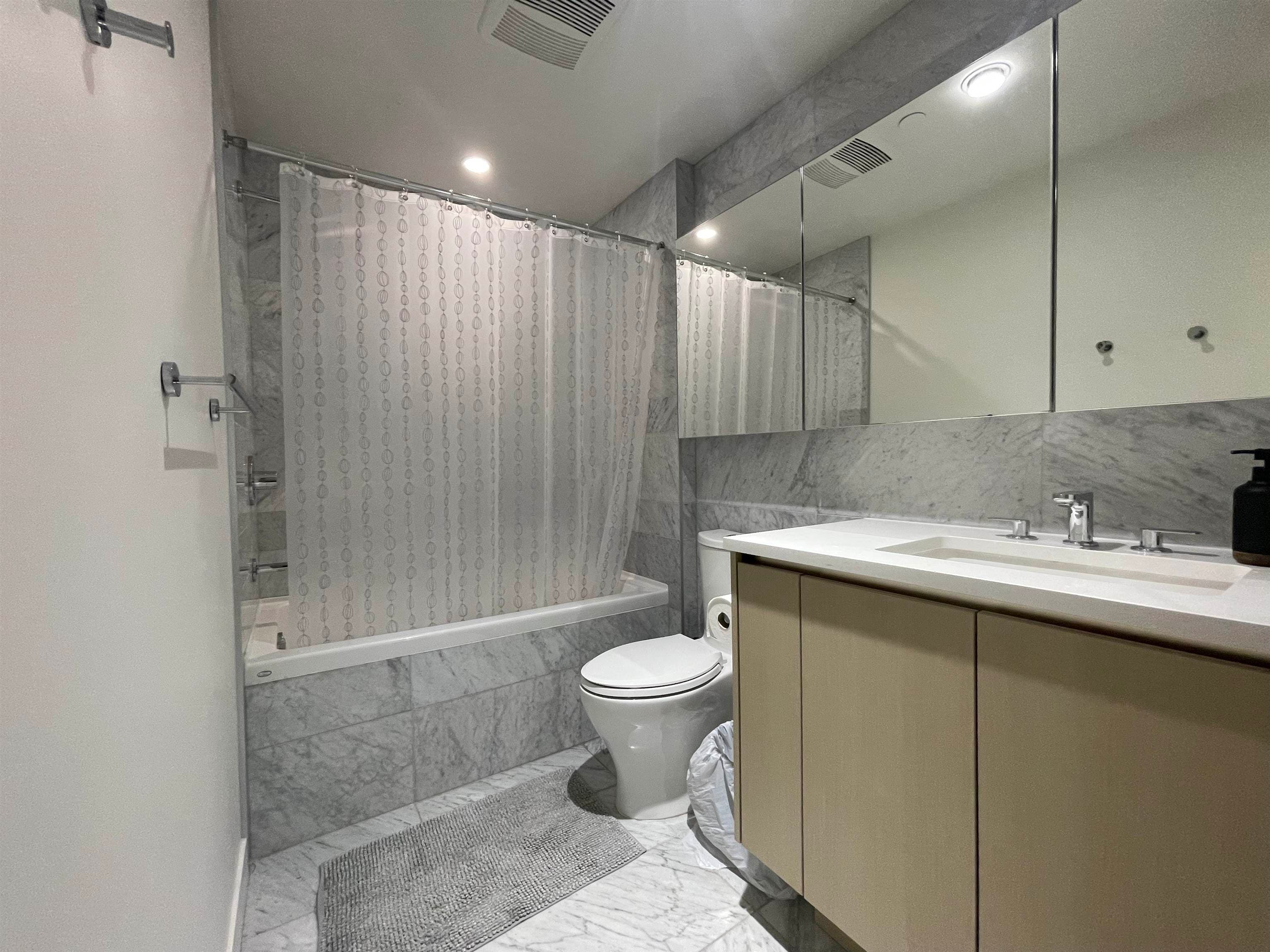 206 - 89 Nelson Street, Vancouver, V6Z 0E7 — photo 4